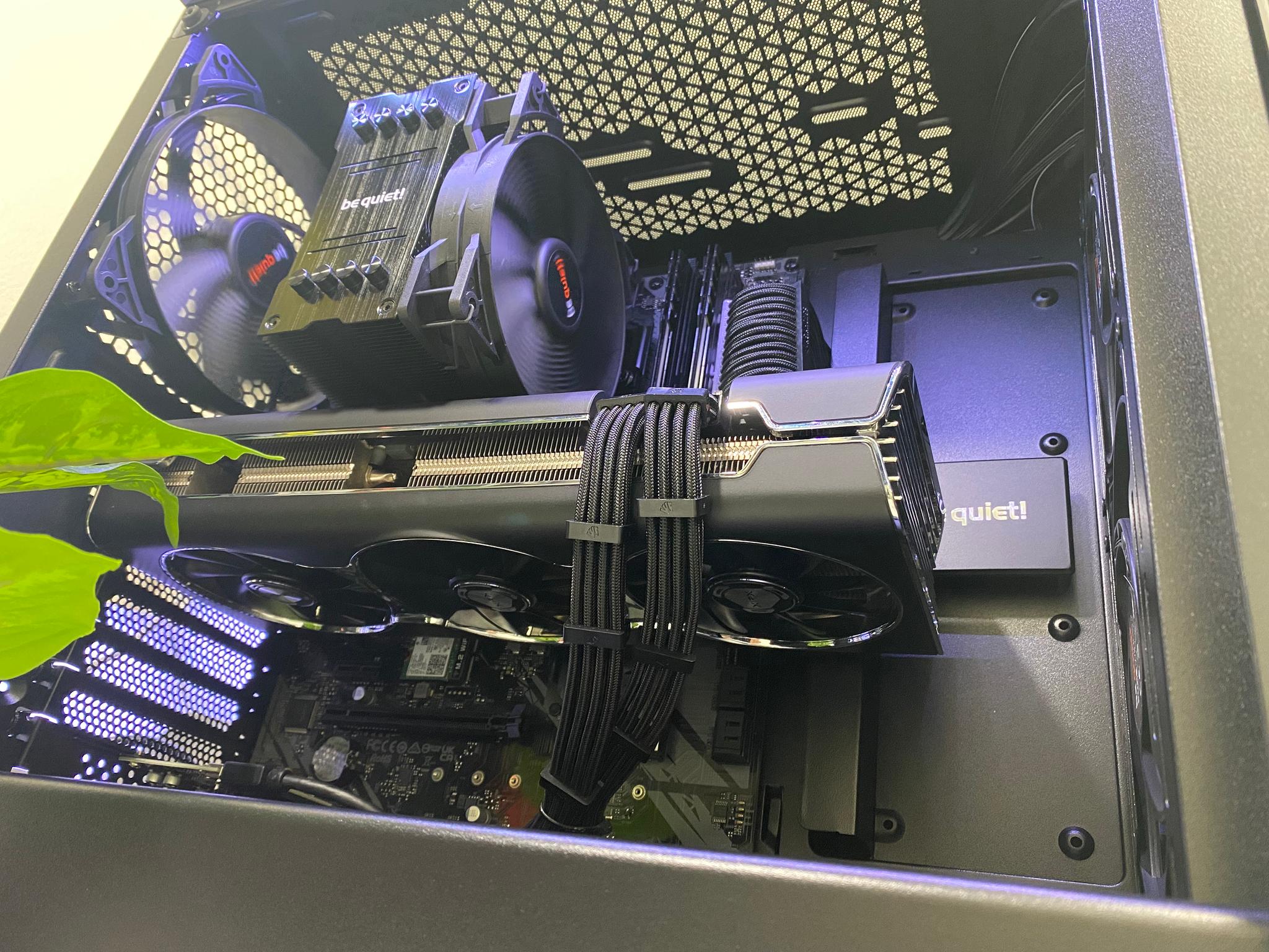 👻Phantom Overdrive👻 - Ryzen 5 5600 / 32 GB / 1TB / RX 5700 XT 8GB ⚫