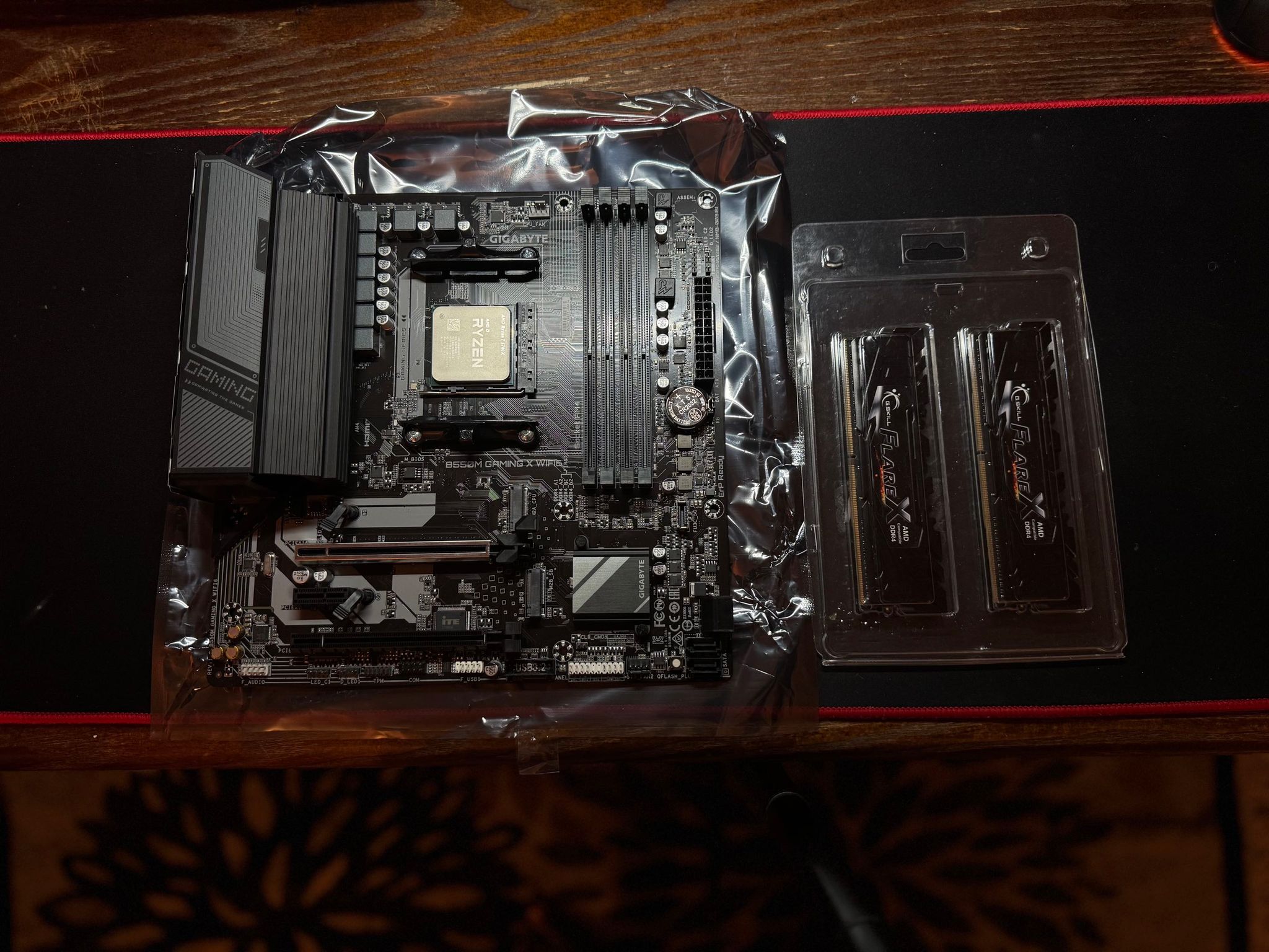 🔥Motherboard Combo *Ryzen 7 5700X, 32GB DDR4 Ram, & GIGABYTE B550M*