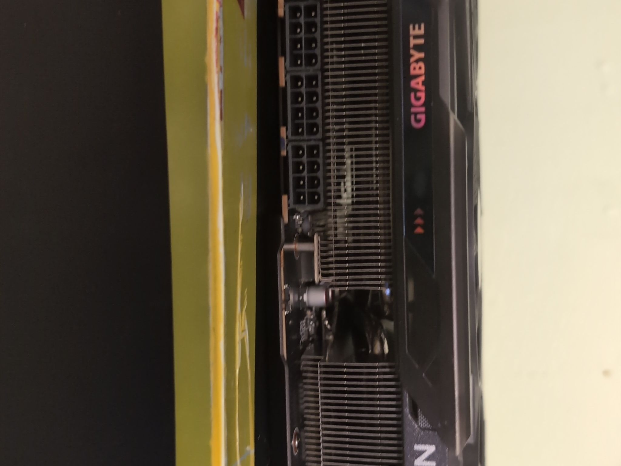 GIGABYTE RX 9070 XT GAMING OC 16G