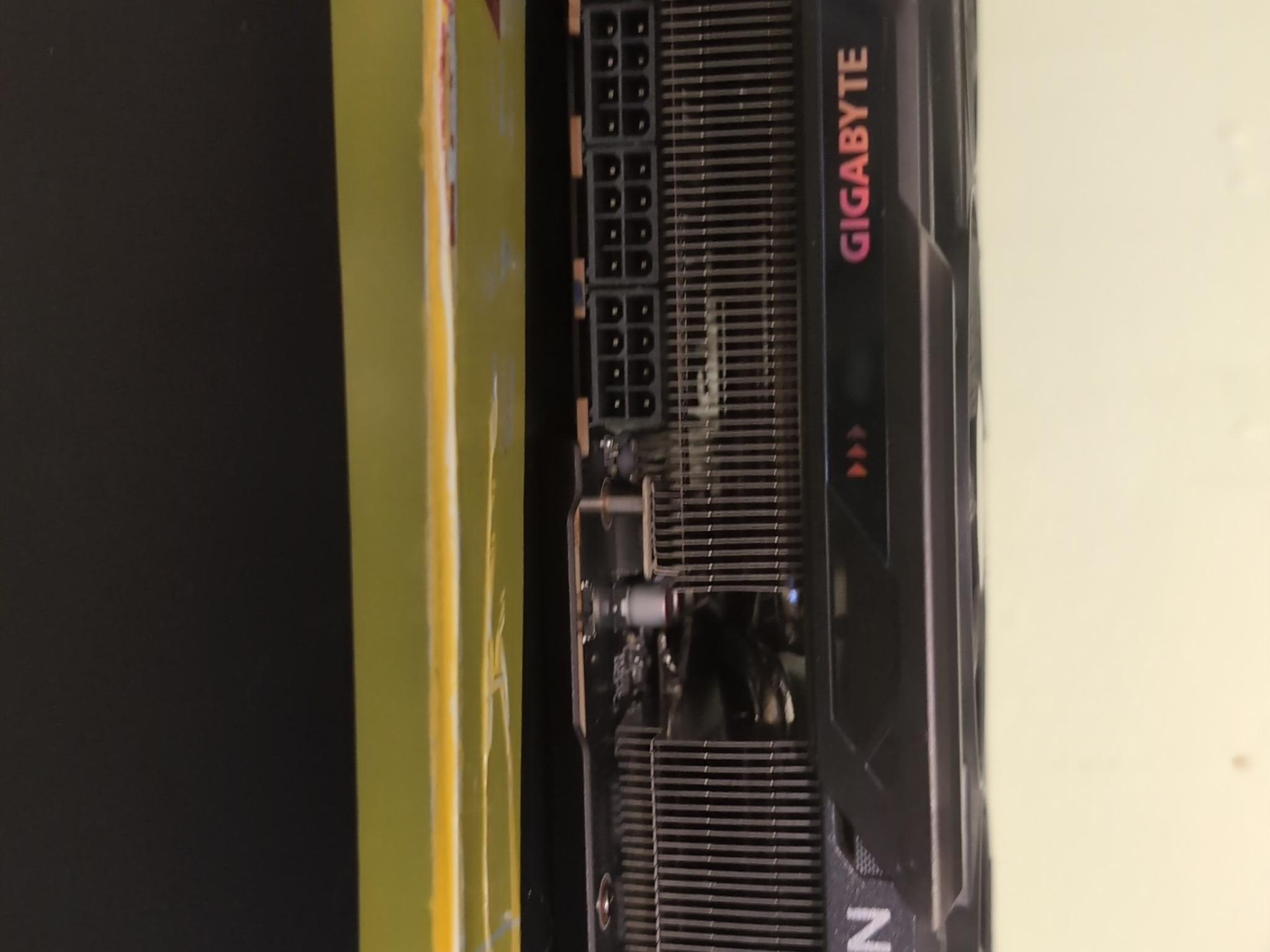 GIGABYTE RX 9070 XT GAMING OC 16G