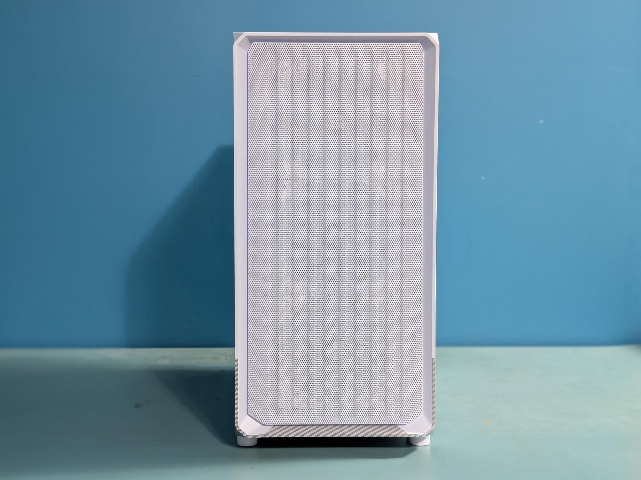 Pristine White Gaming Rig – RTX 5060 & Ryzen 5 8400F (Brand New / ARGB Custom)