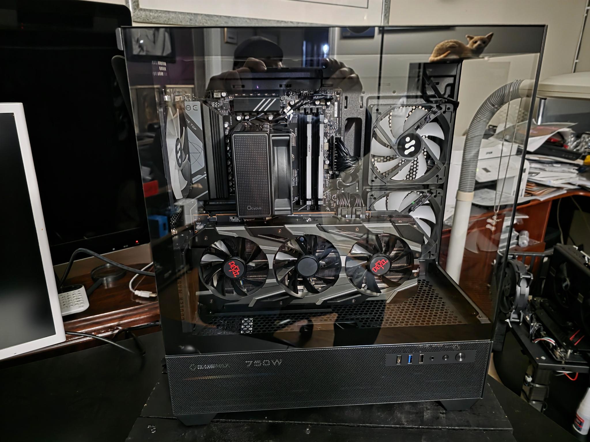 Verticle Mounted GPU.. Brand New Build..Custom AMD AM5