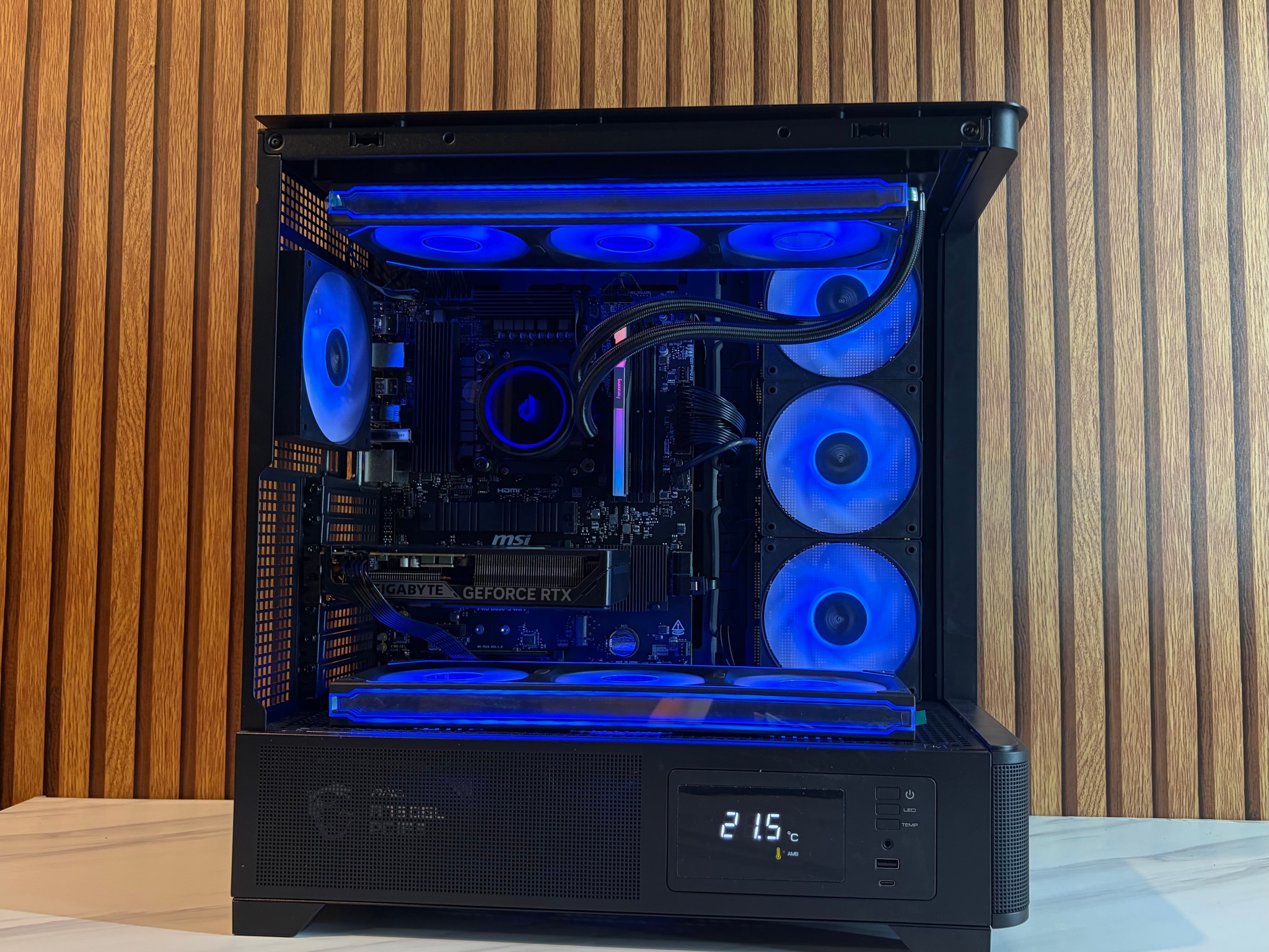 RTX 5060 | RYZEN 5 9600X | 24GB DDR5 | 1TB SSD| 360MM AIO | 750W