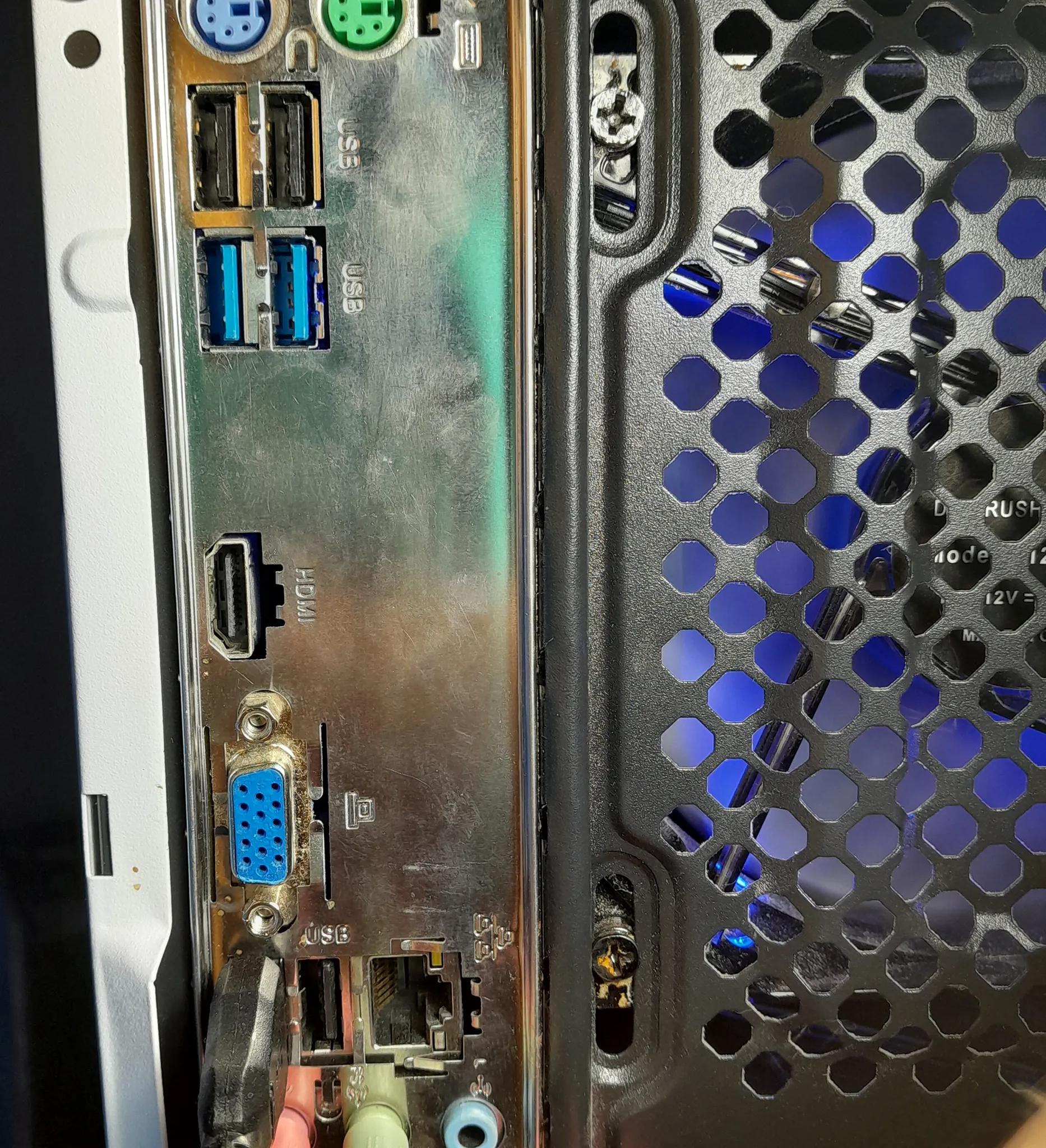 AAA gaming pc! i7-4790k with RX 5600XT and 222 gb SSD. BONUS 60HZ TV! Fortnite, MW3 2023 ready!