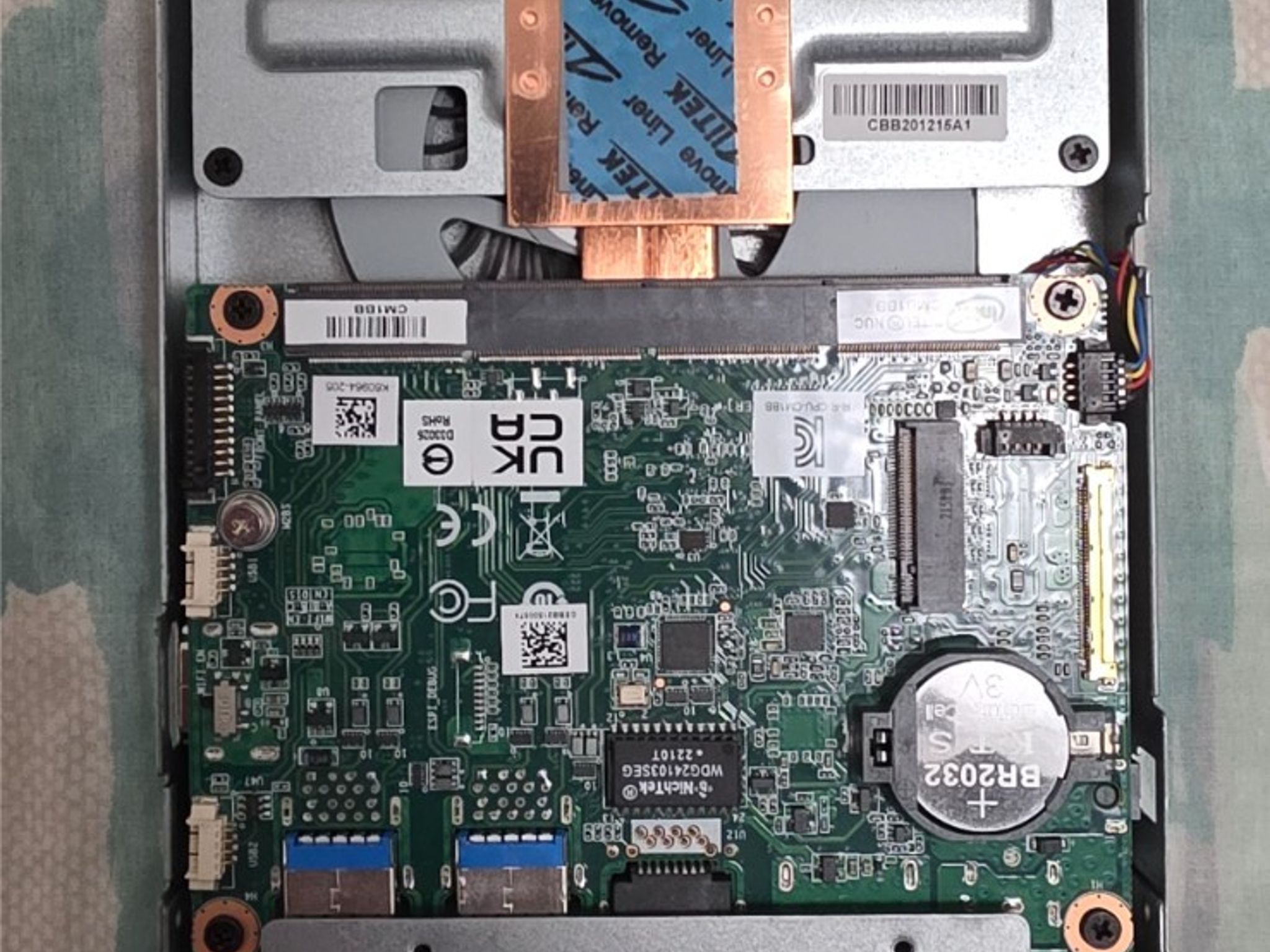 Intel BKCMA1BB NUC Assembly Element (DOES NOT INCLUDE COMPUTE ELEMENT OR SSD)