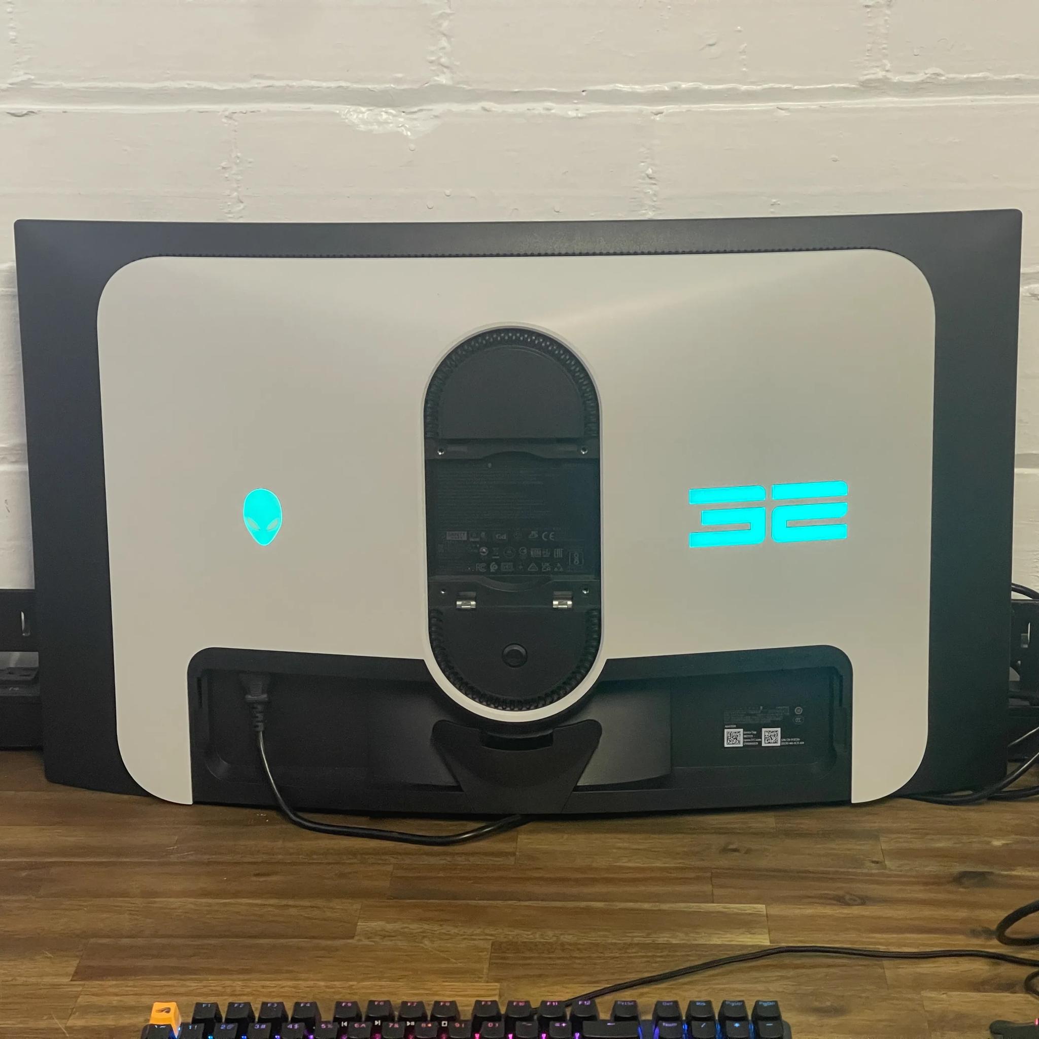Alienware AW3225QF 32” 4k 240Hz Curved Gaming Monitor