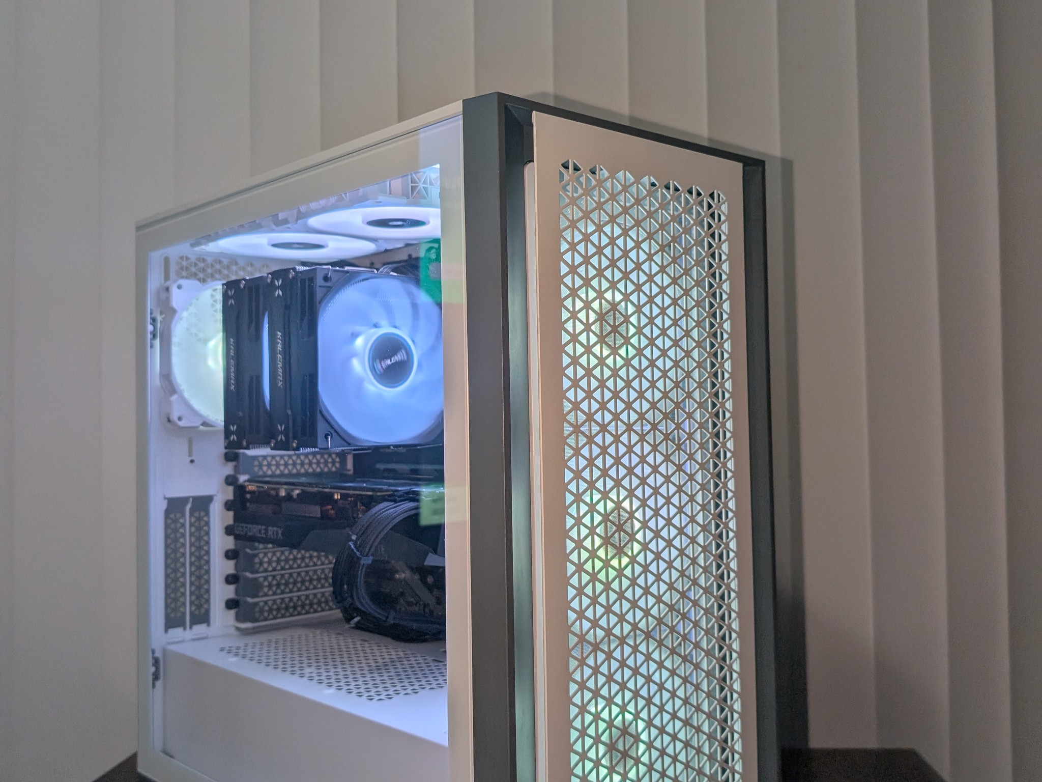 Intel i5 11400f / RTX 3070 / 16gb RAM / 1.5TB ssd / wifi