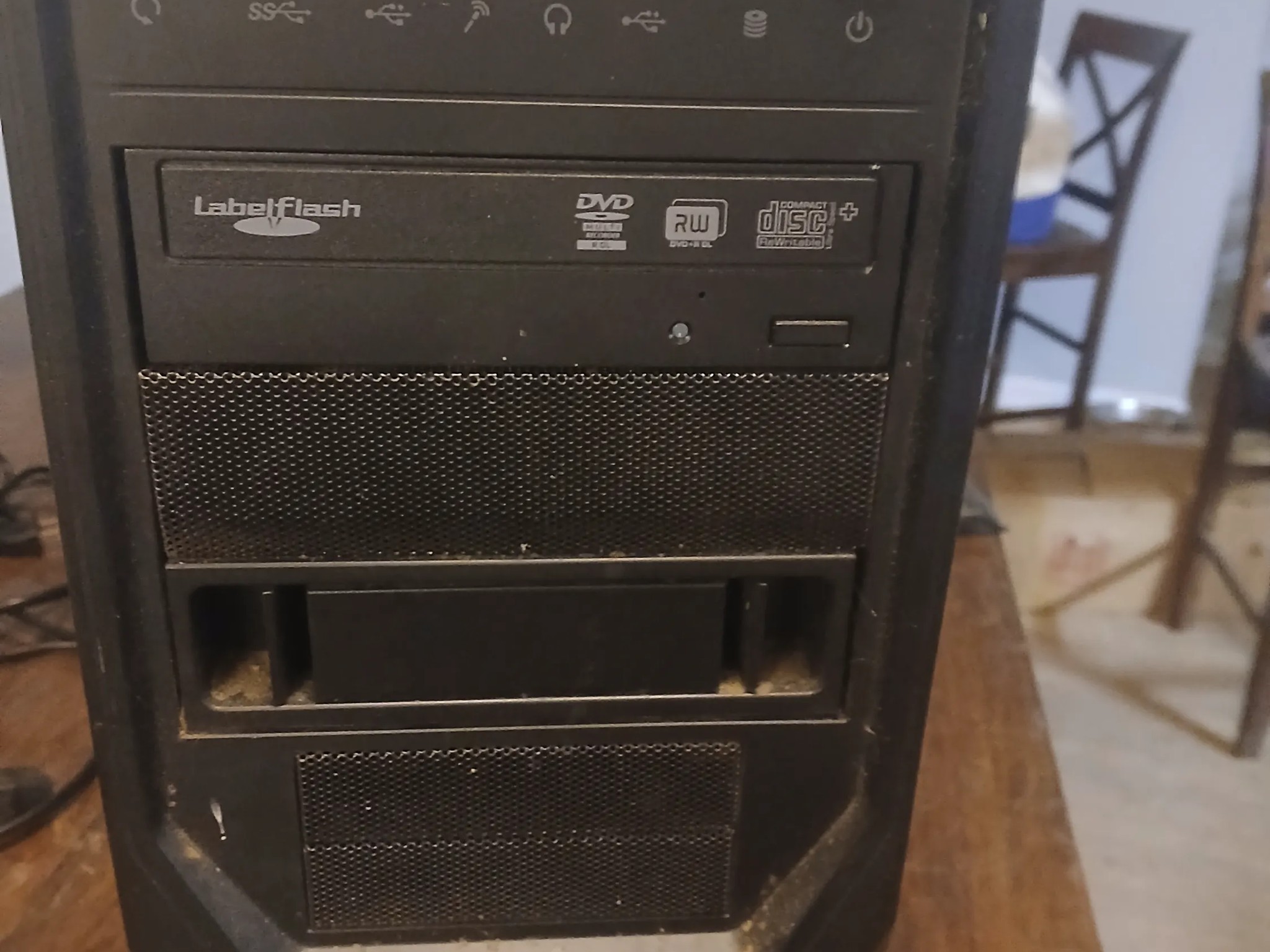 1080p 144hz 24 inch TN monitor / Intel I7 3770k / GTX 780 / 16 GB RAM