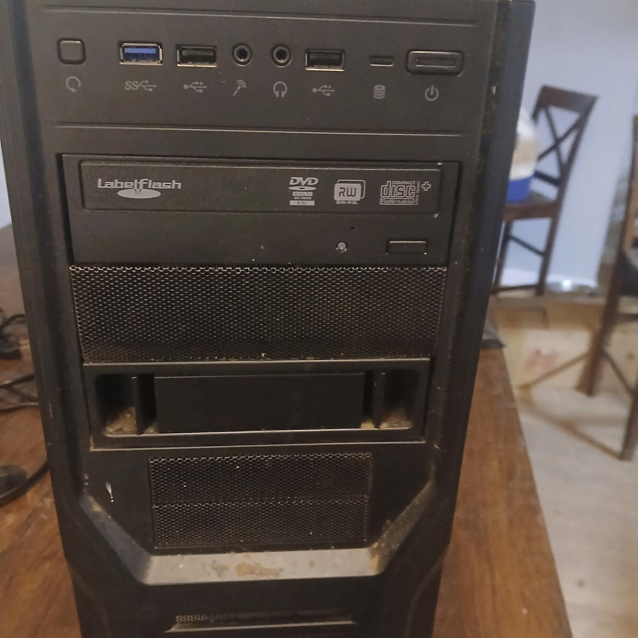 1080p 144hz 24 inch TN monitor / Intel I7 3770k / GTX 780 / 16 GB RAM