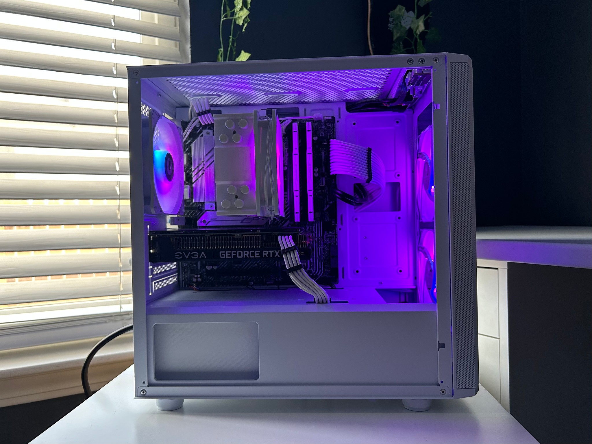 ⚪ 🟣 ⚪ RTX 3060 12GB // Intel i5 11400F