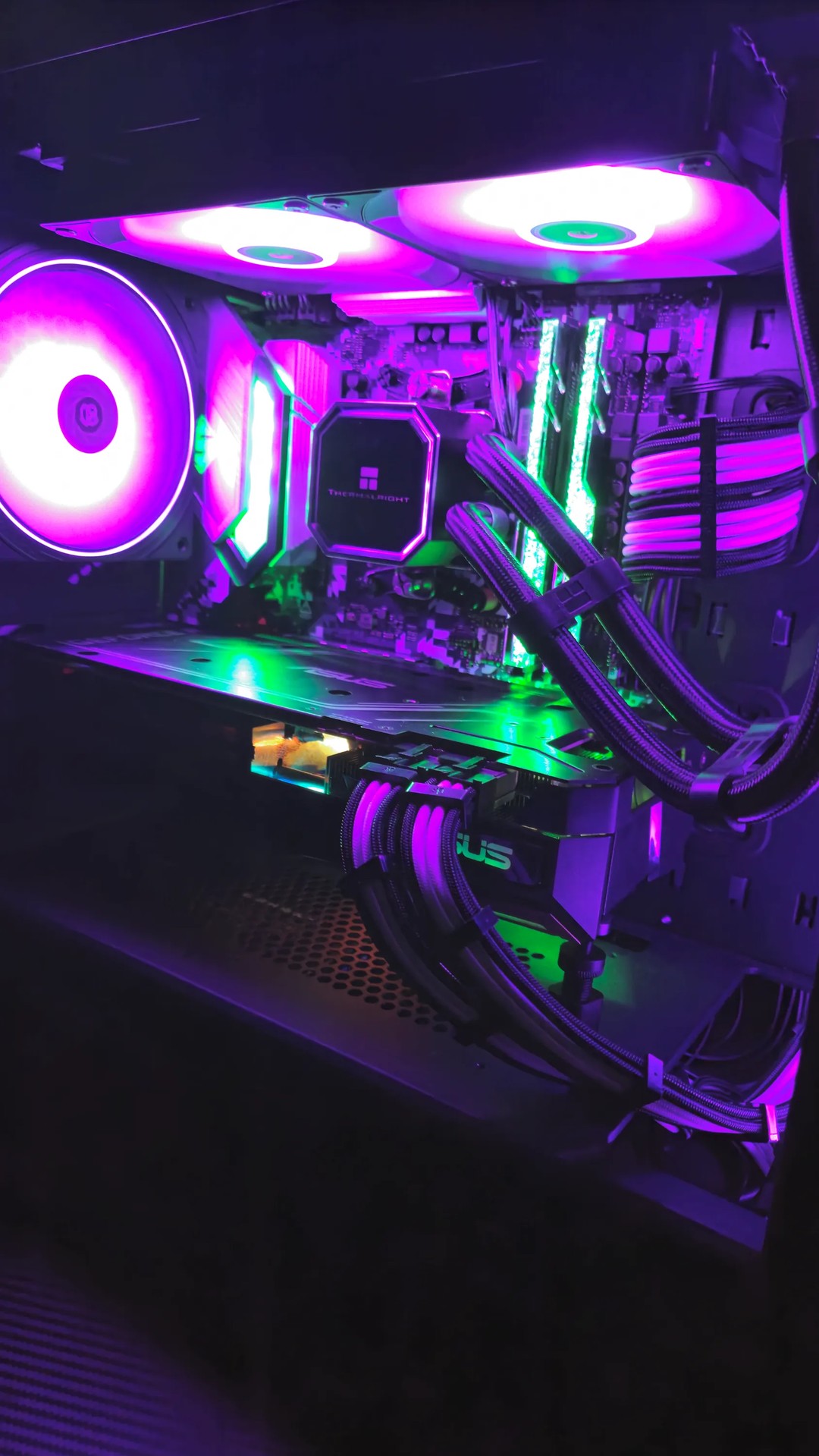 Custom Gaming PC - 5700X3D - RTX 3070 - 32GB Trident Z Royal 4000MHz | Jawa