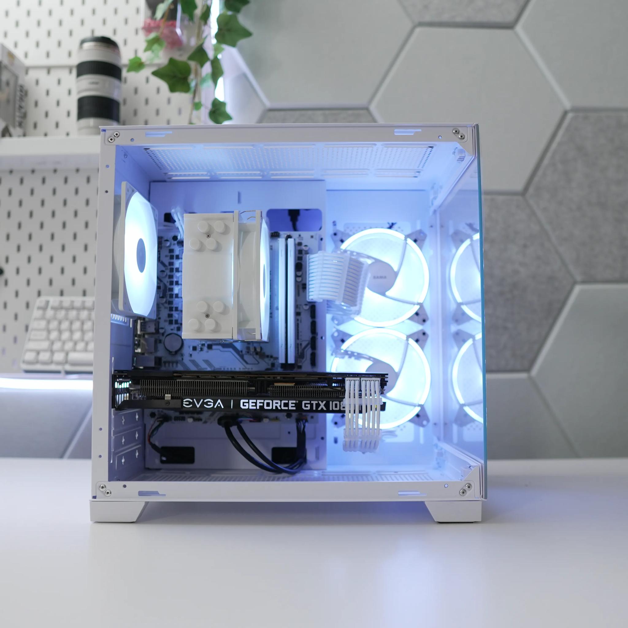 ⚪️⚪️ GTX 1080TI | RYZEN 5 3600 | 16GB RAM | WIFI |