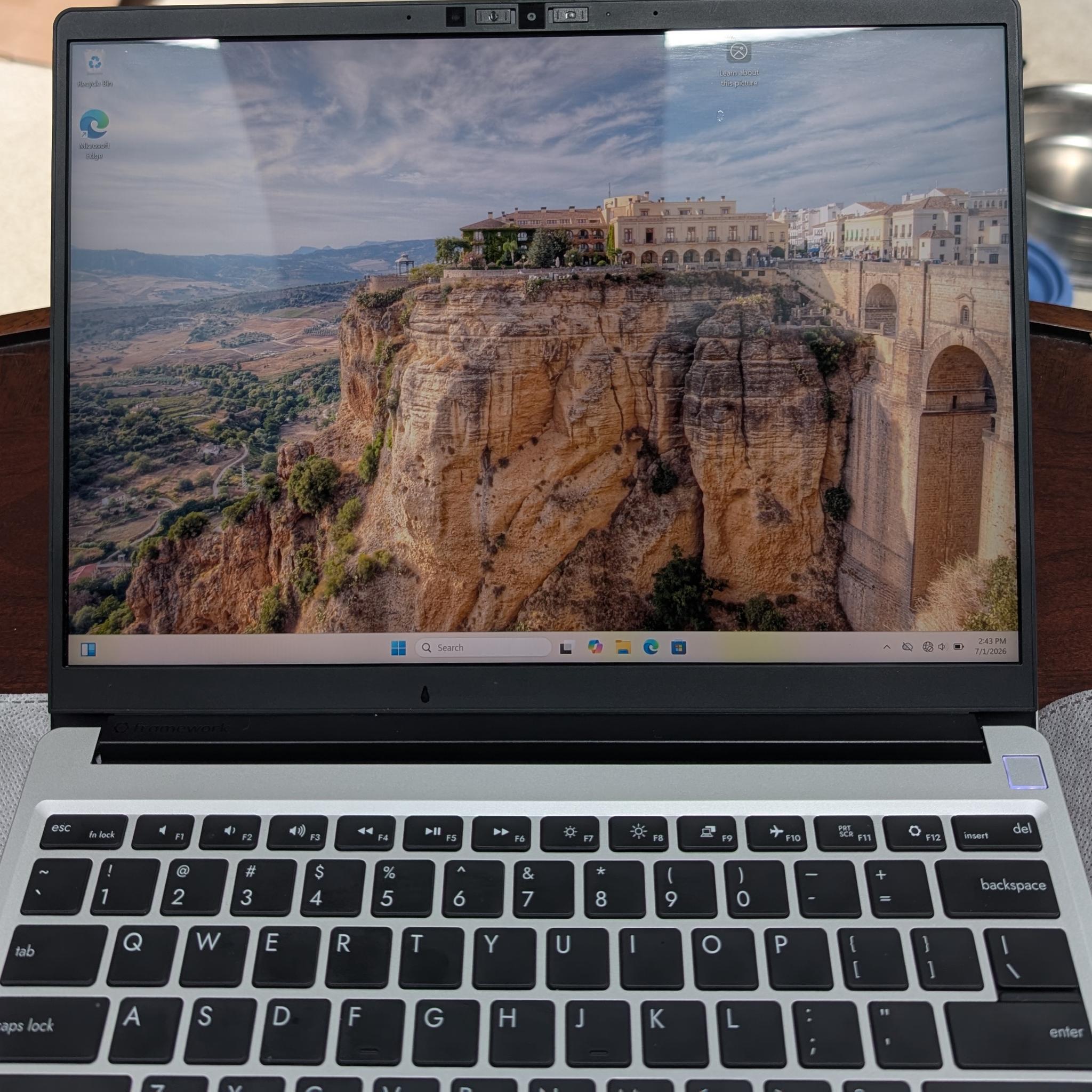 Framework 13 AMD Ryzen 7 AI 350 16GB RAM