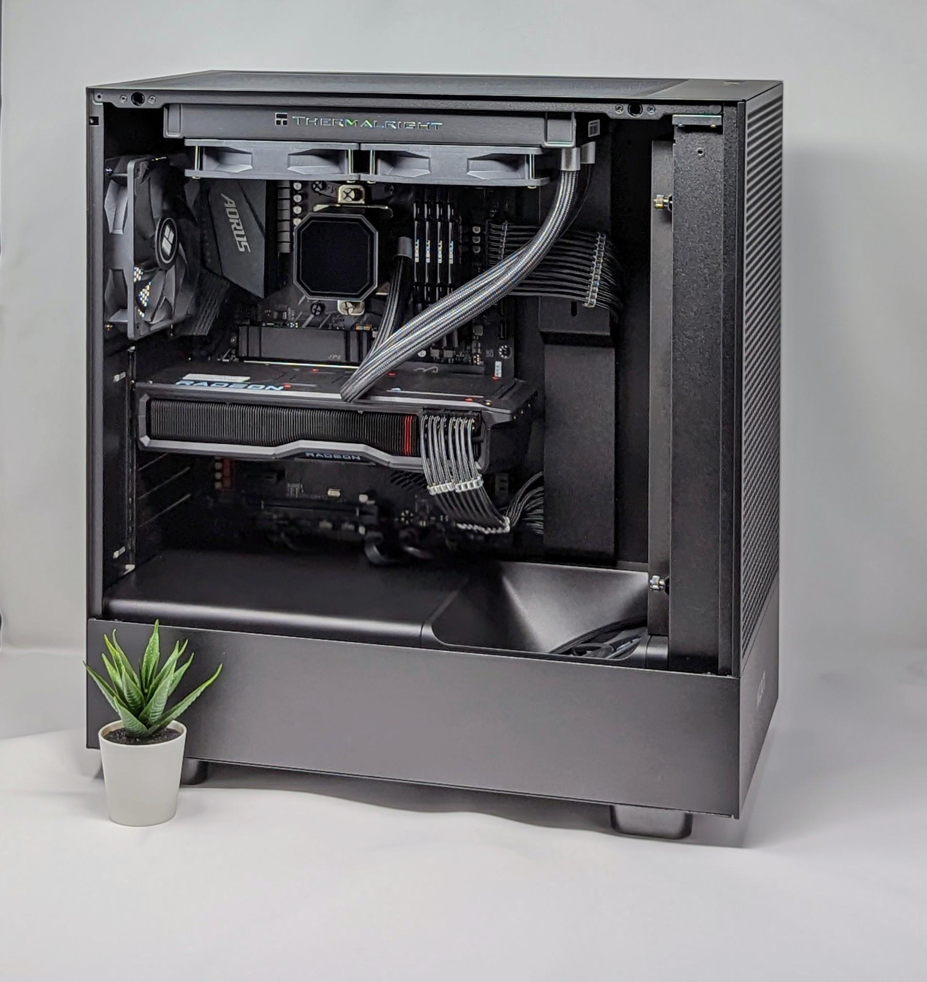 Silent Fortress | AMD RX 7800XT 16gb | Ryzen 7 5700X | 32gb RAM | MSI M461 1TB NVMe SSD