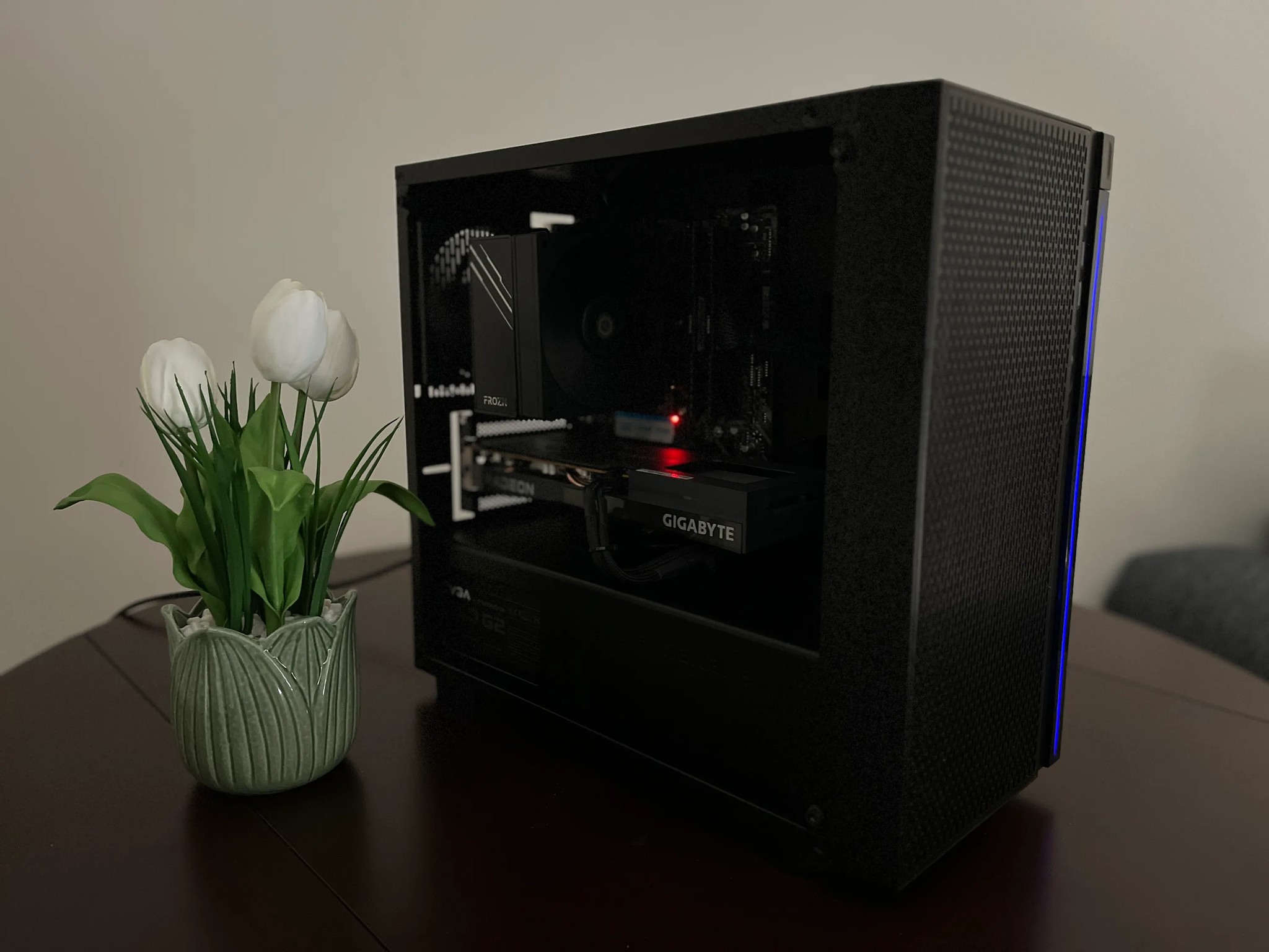 STEALTH BLACK VALUE GAMING PC! AMD RX 6600 + AMD RYZEN 5 1600X, WiFi Enabled