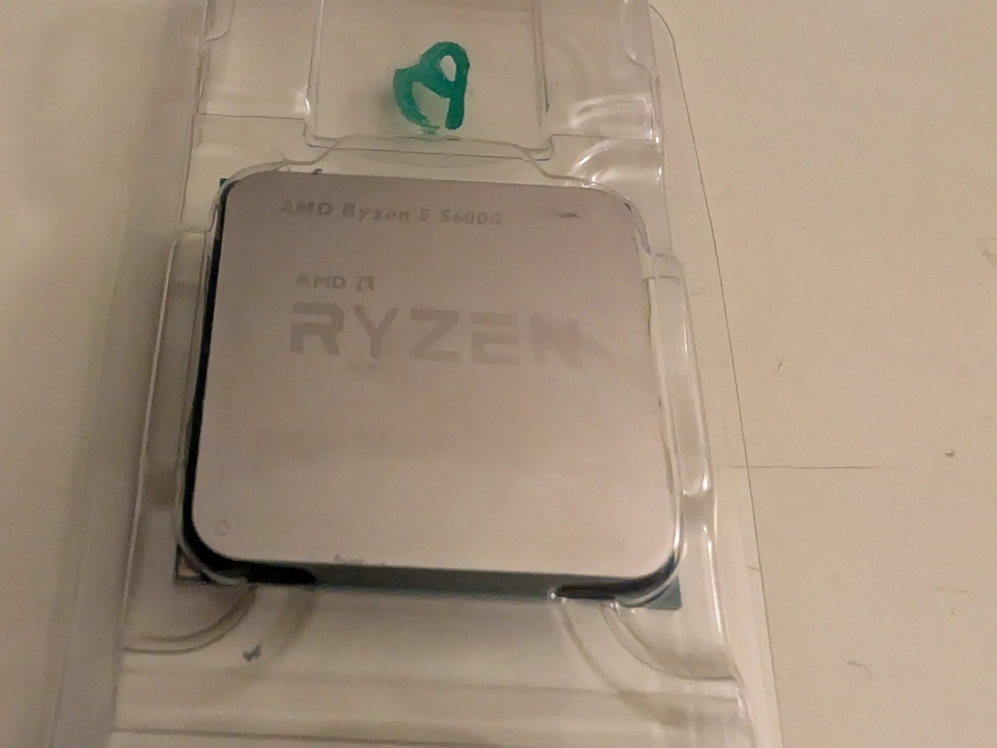 BROKEN - Ryzen 5 5600G - No broken, missing, or bent pins