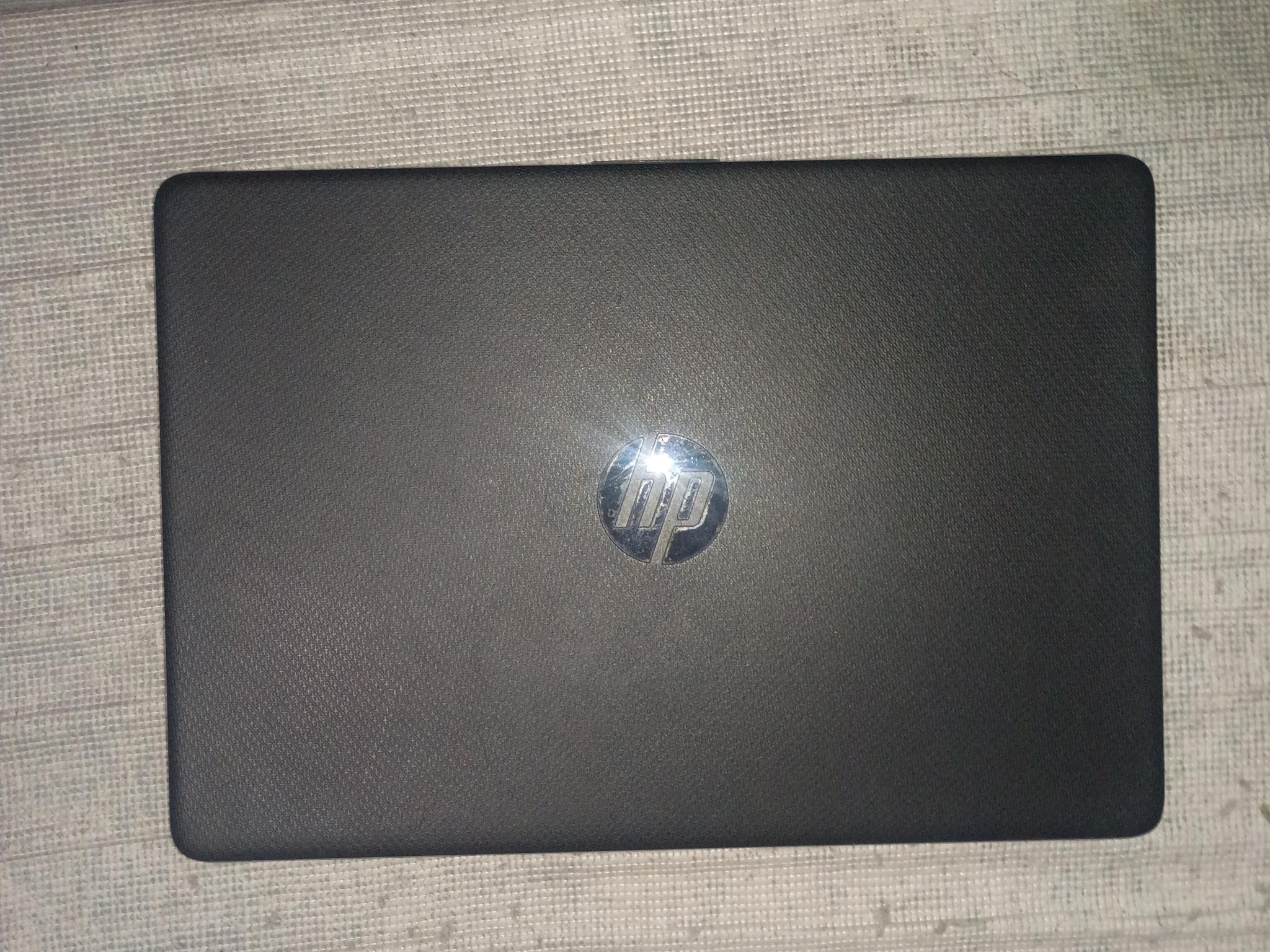 HP Laptop 14-dq0051dx