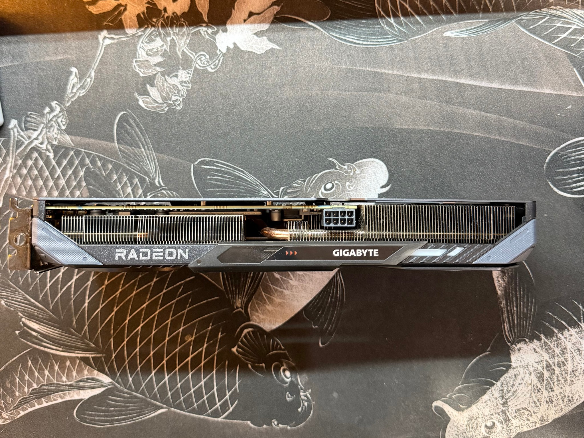 GIGABYTE Radeon RX 9060 XT GAMING OC 16G