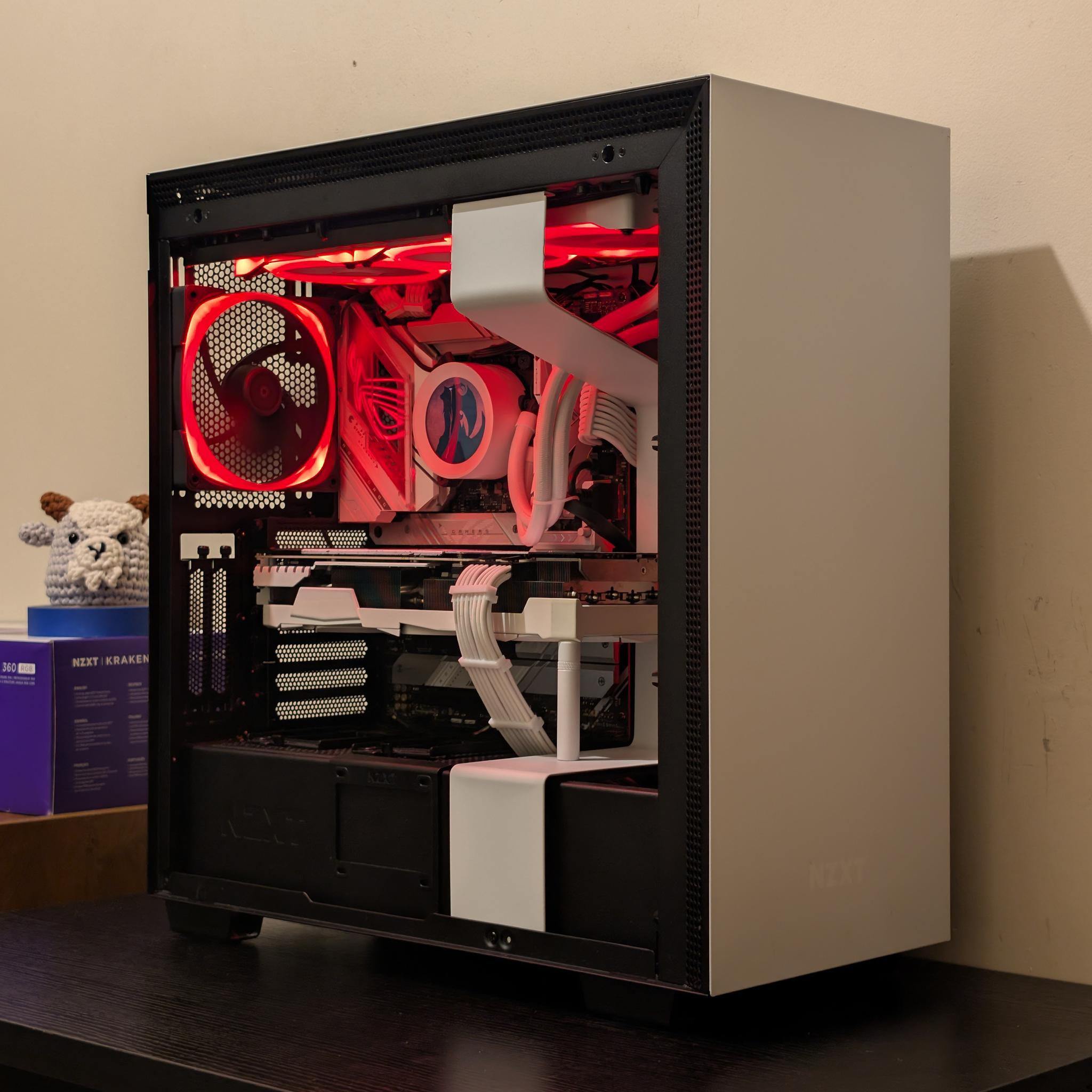 🐼🔳 1440p Gaming Beast | RTX 3080Ti | i7 13700KF | 1TB SSD | 32GB RAM | WiFi 6 & Bluetooth 🔳🐼