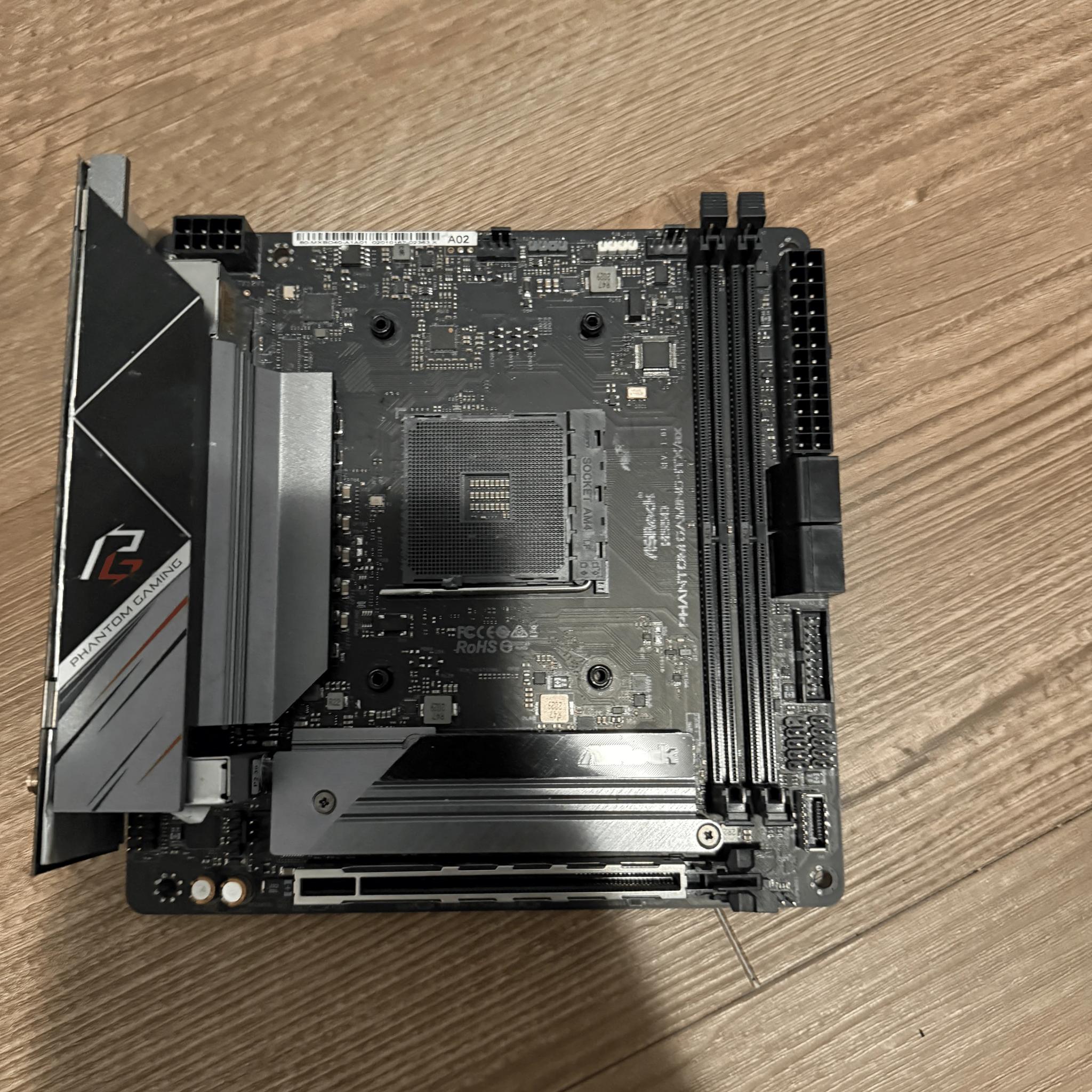ASRock B550 Phantom Gaming-ITX/ax Mini ITX AM4 Motherboard