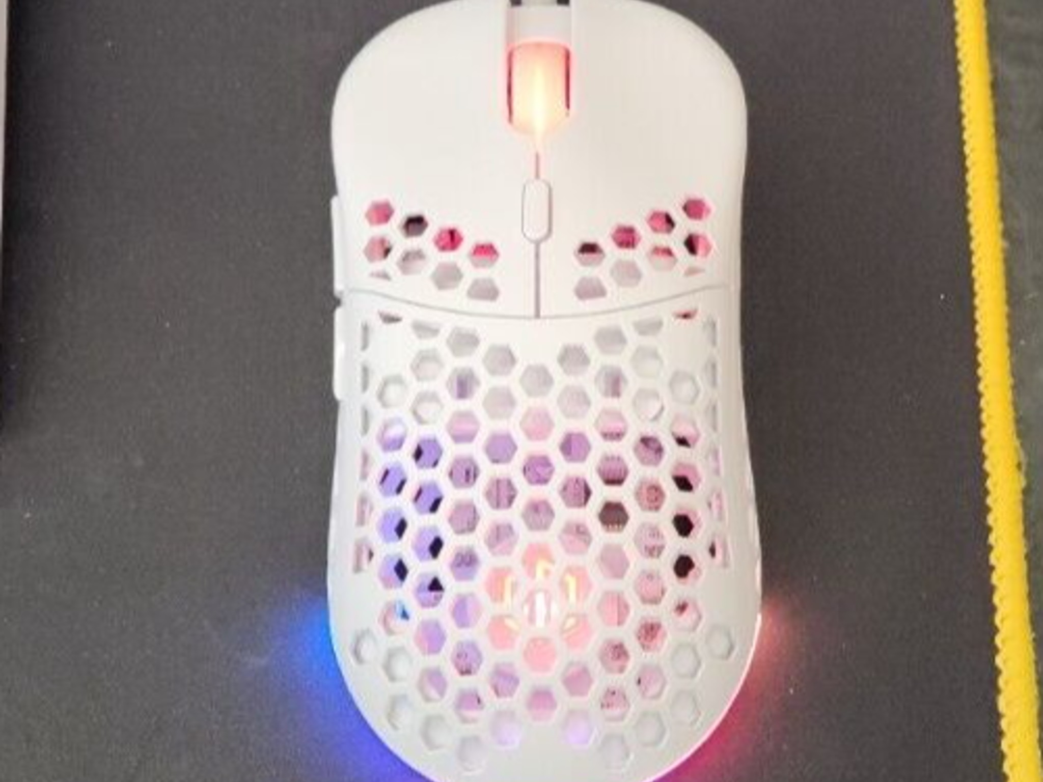 Periphio White USB Gaming Mouse (PERMCBX35)