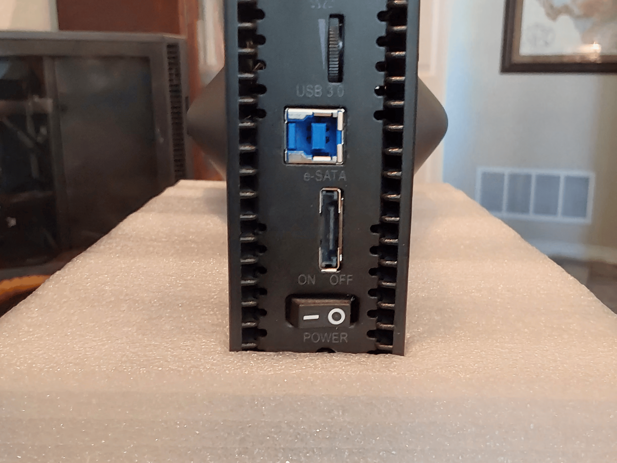 ICY DOCK Blizzard USB 3.0 & eSATA External 3.5” Sata Hard Drive Enclosure (MB080U3S-1SB)