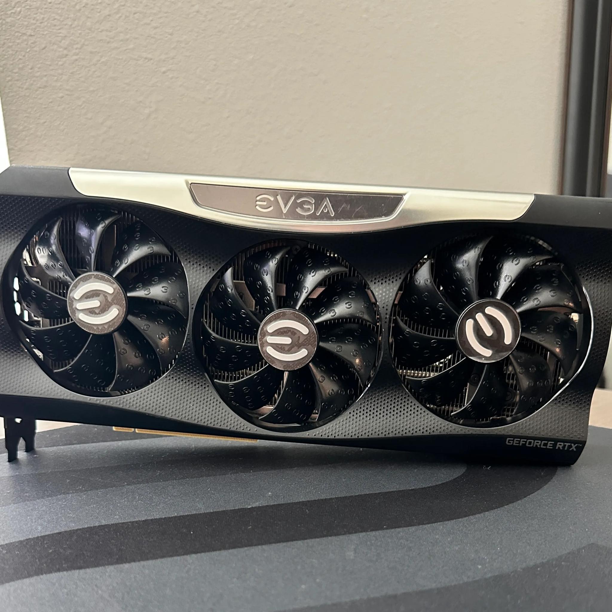 NVIDIA 3090 EVGA FTW3 ULTRA
