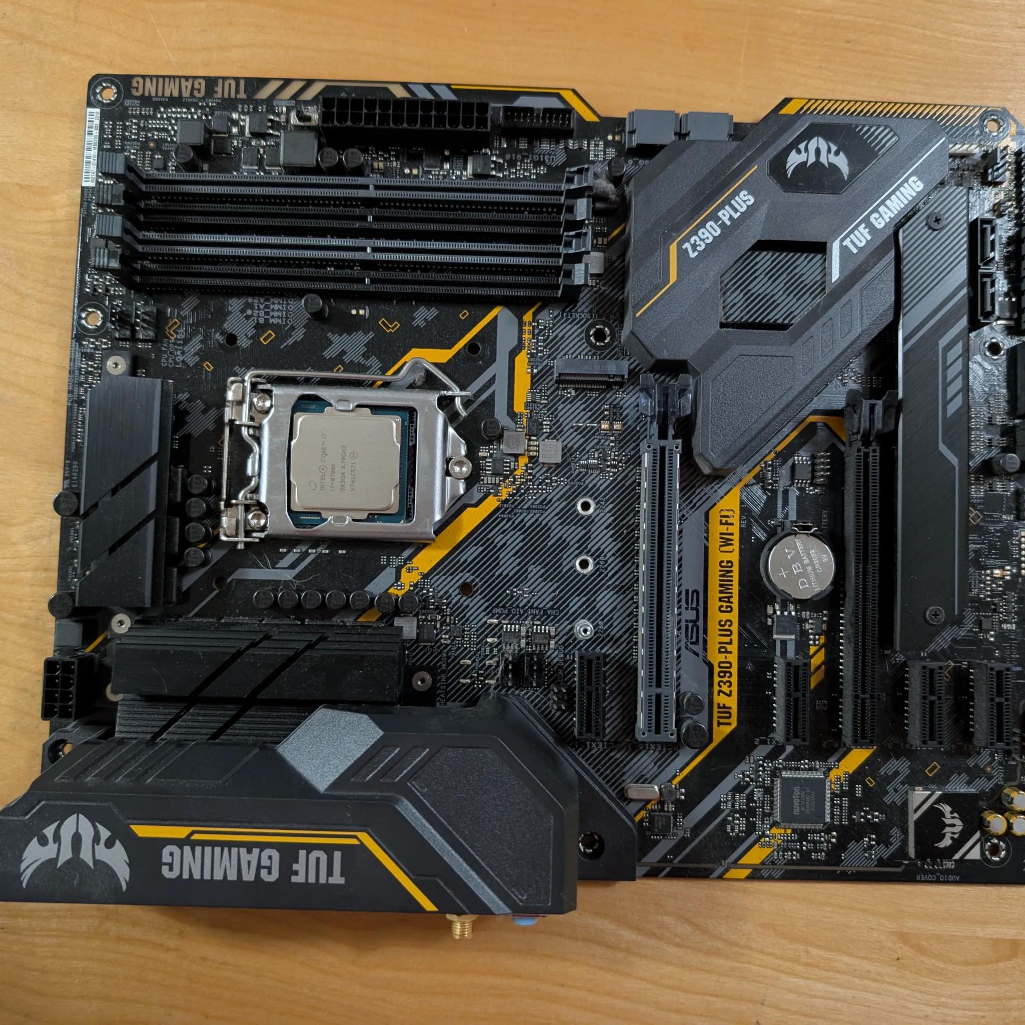 Intel Core i7 8700k / Asus Z390 motherboard