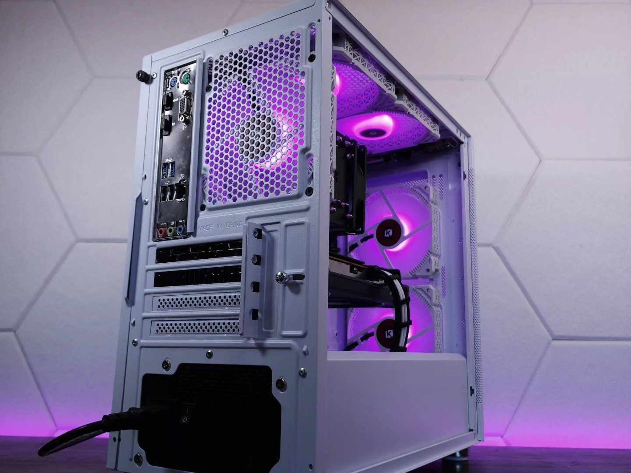 💜🤍RX 7600 | i5 12400F | 16GB 3600MHz | 1TB NVMe