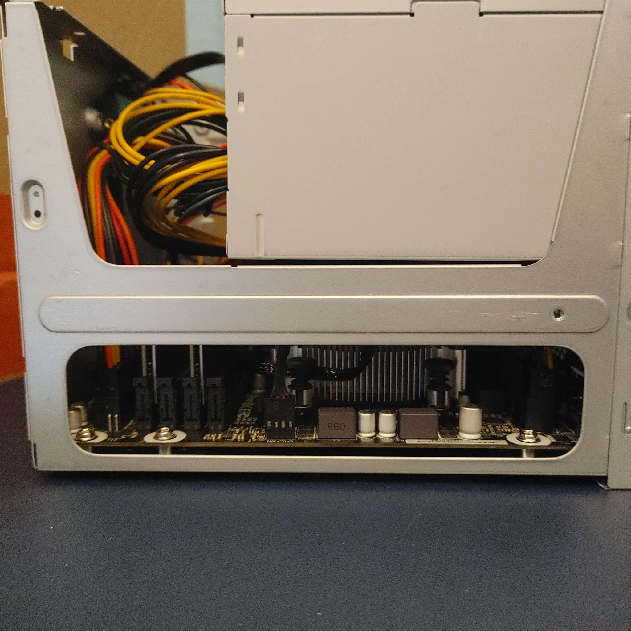 Minecraft 5600g ITX 