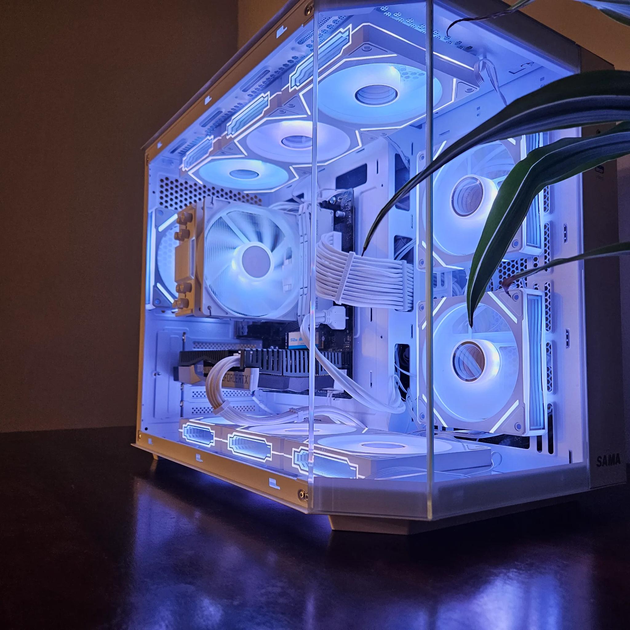 RTX 2060 Ryzen 5 3600x White RTX Fishtank Gaming PC