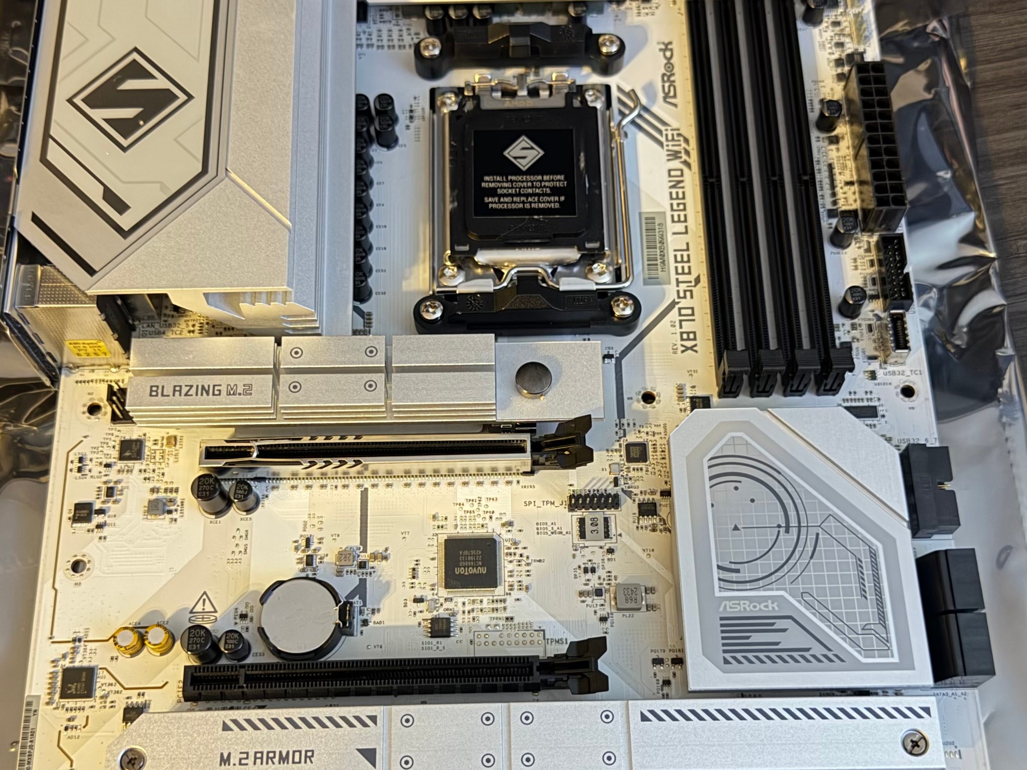 ASRock X870 STEEL LEGEND WIFI AM5 AMD X870 ATX Motherboard (White)