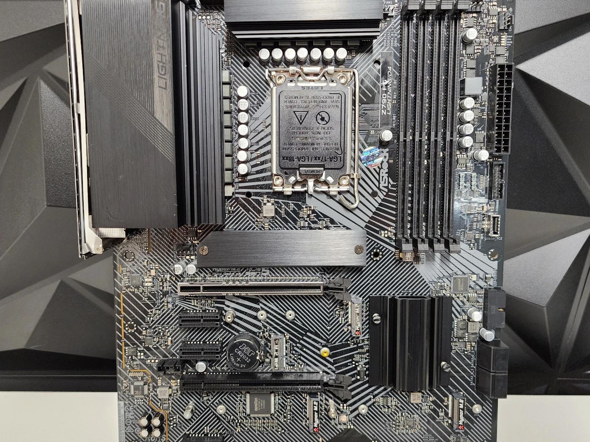 UPDATED BIOS ASRock Z790 PG Lightning/D4 LGA1700 DDR4 ATX Motherboard