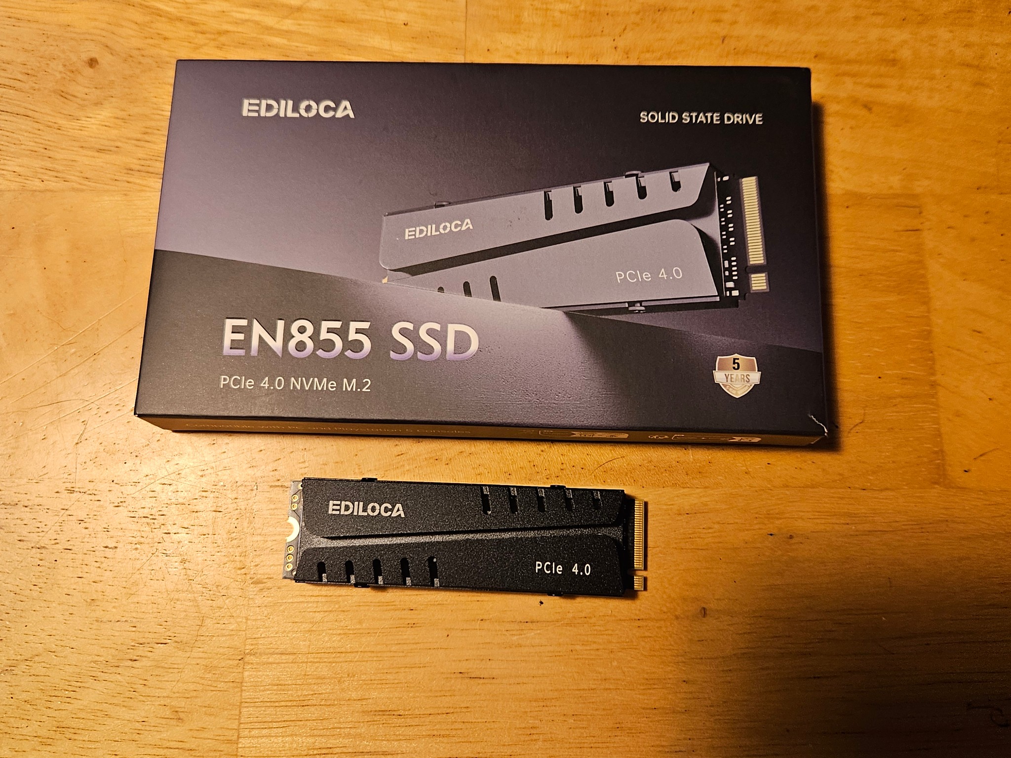Ediloca EN 855 1TB ssd with DRAM and Heatsink