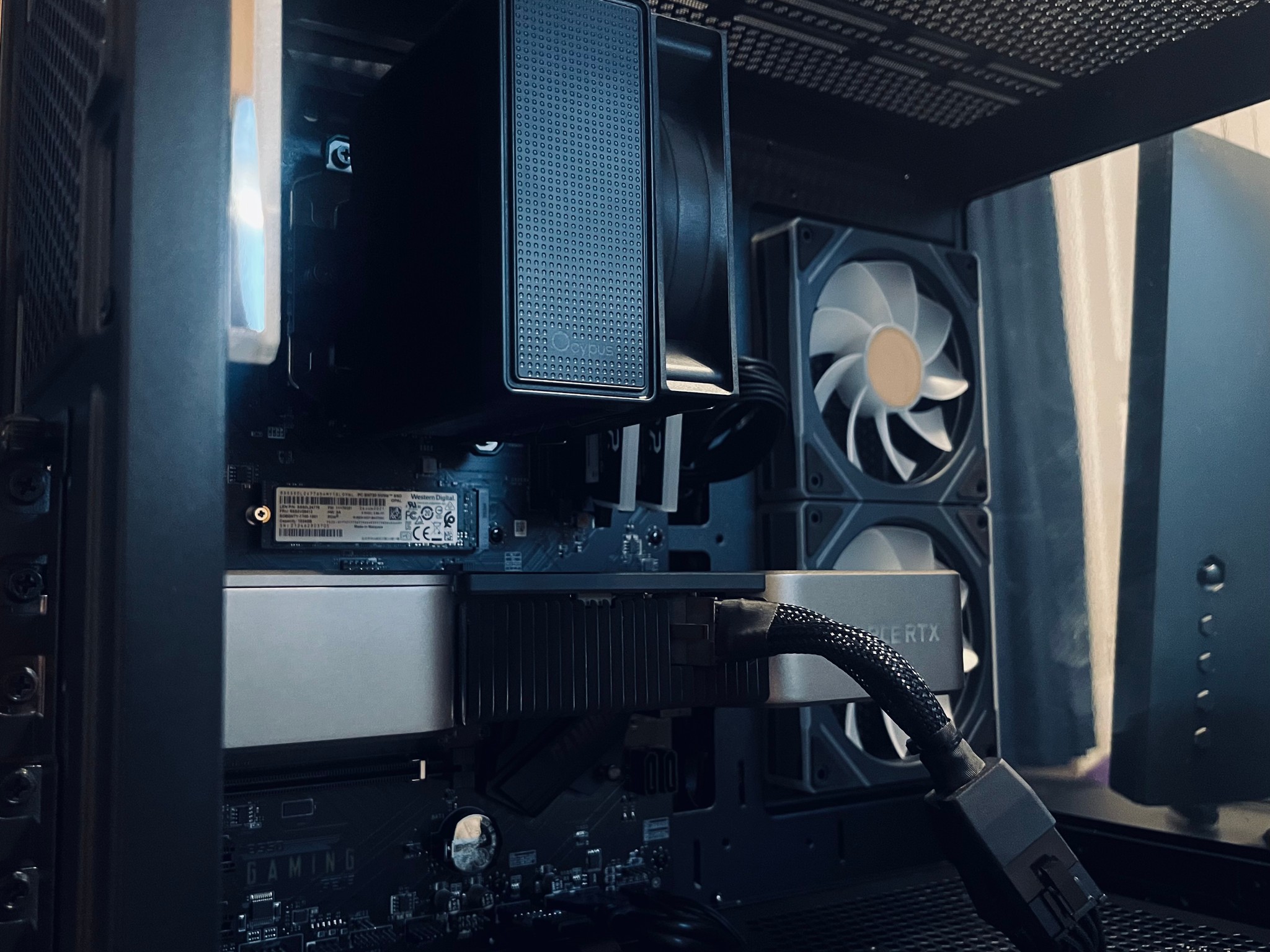 Pro Gaming PC |RTX 3080 // Ryzen 7 5700x3D // 32GB DDR4|