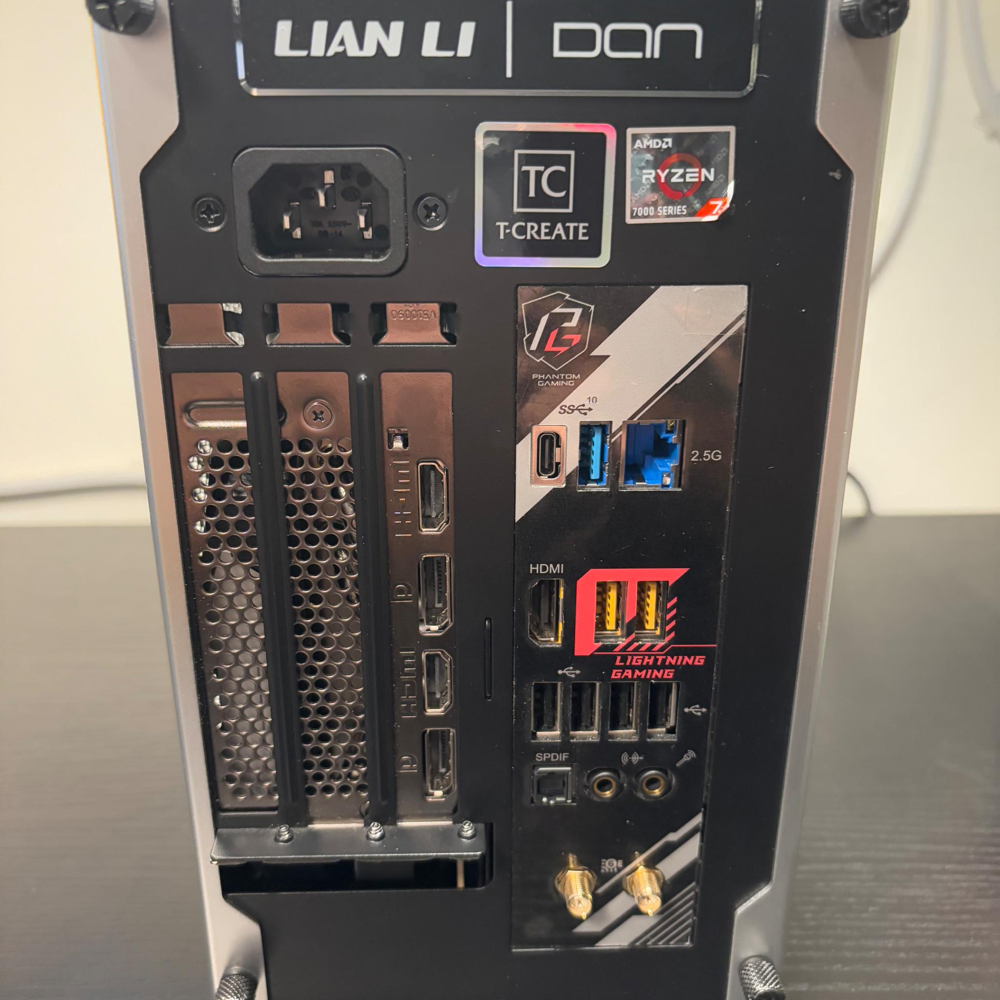 ITX   RTX 4080 SUPER Gaming PC (4k Gaming)