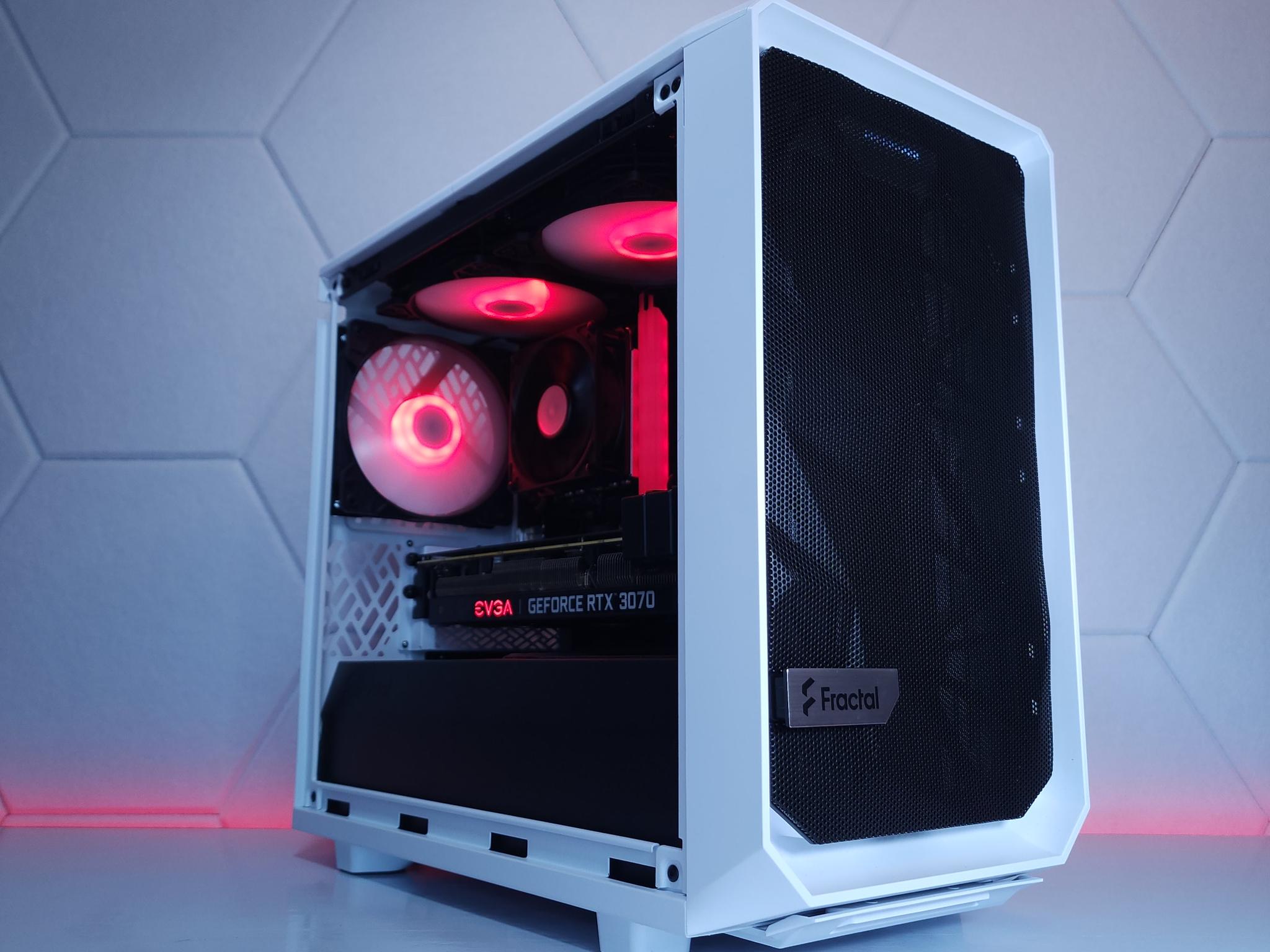 ❤️🤍 RTX 3070 // Core i7 10700 // 16GB 3600MHz // 1TB NVMe Gen 3