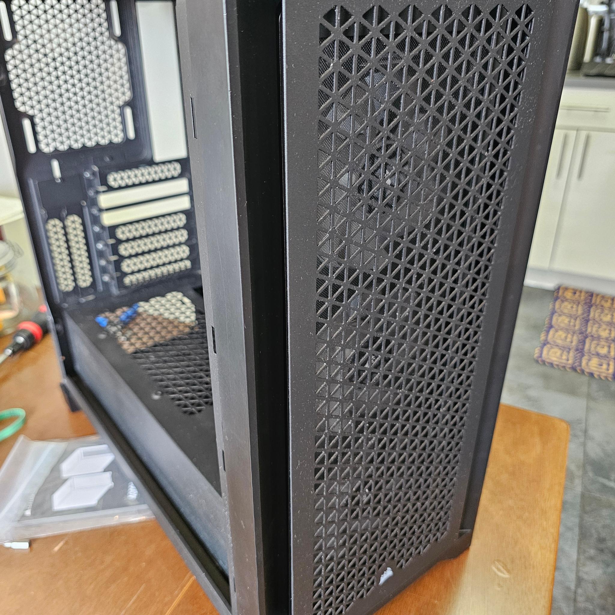 Corsair 4000D Airflow (Black - Tempered Glass)