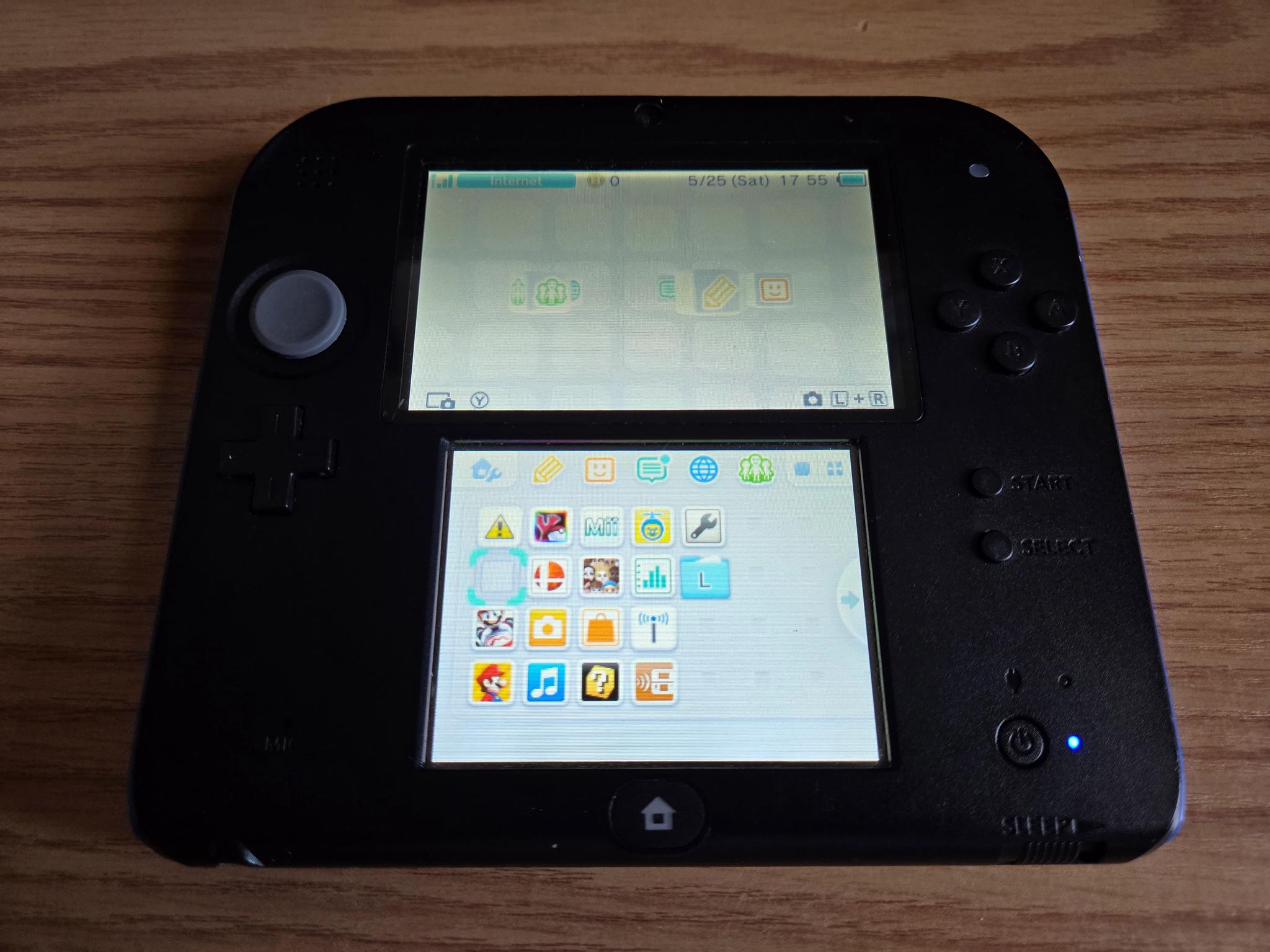 CUSTOM SELLER REFURBISHED Nintendo 2DS Black/Blue Handheld Console Special Multipack