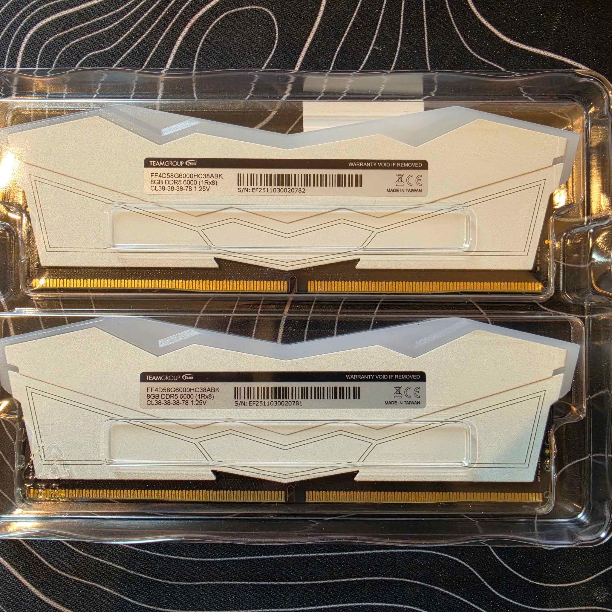 FREE SHIPPING TEAMGROUP T-Force Delta RGB DDR5 16 (2x8GB) 6000MHz DDR5 RAM (White RGB)