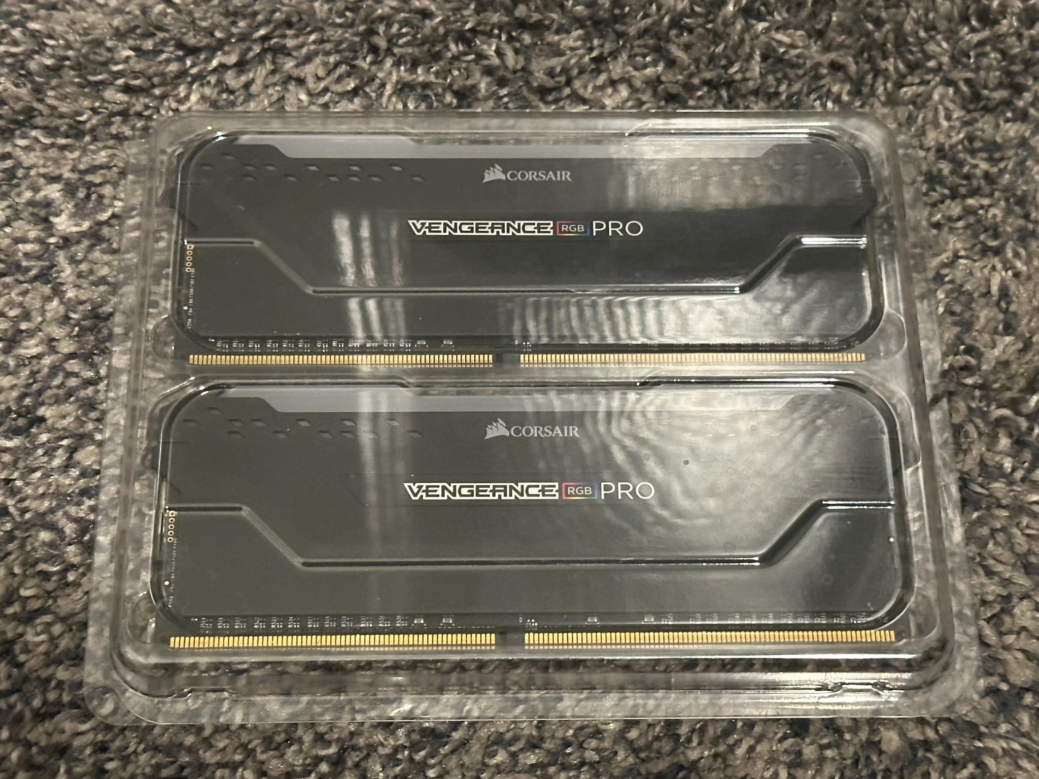 Corsair Vengeance RGB Pro 64GB (2x32GB) DDR4 3200 C16 memory