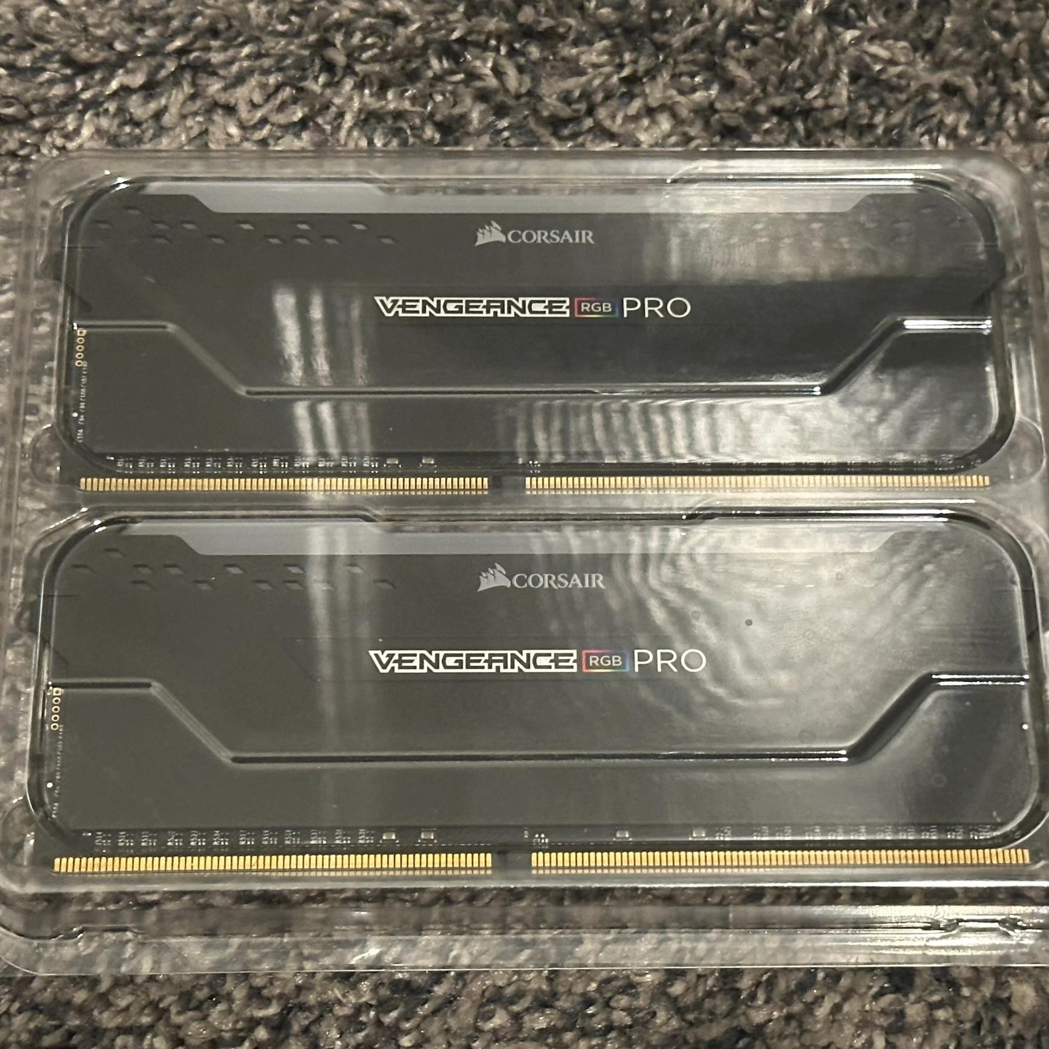 Corsair Vengeance RGB Pro 64GB (2x32GB) DDR4 3200 C16 memory
