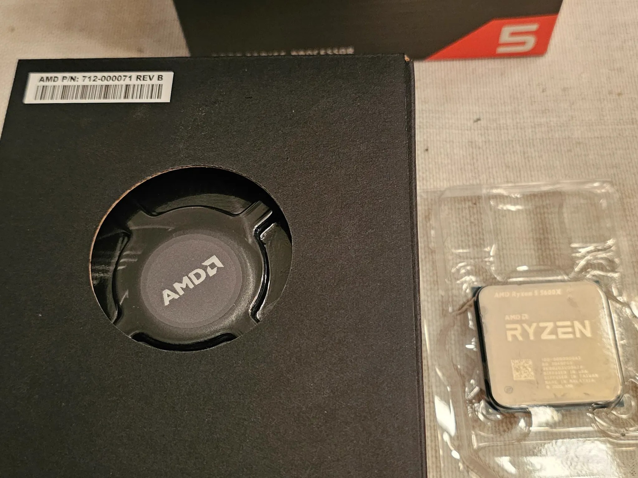 Ryzen 5600x w/ Asus ROG B550-F Gaming WIFI MOBO+32GB DDR4 3600 RAM+Hyper 212 EVO RGB Cooler+500G SSD