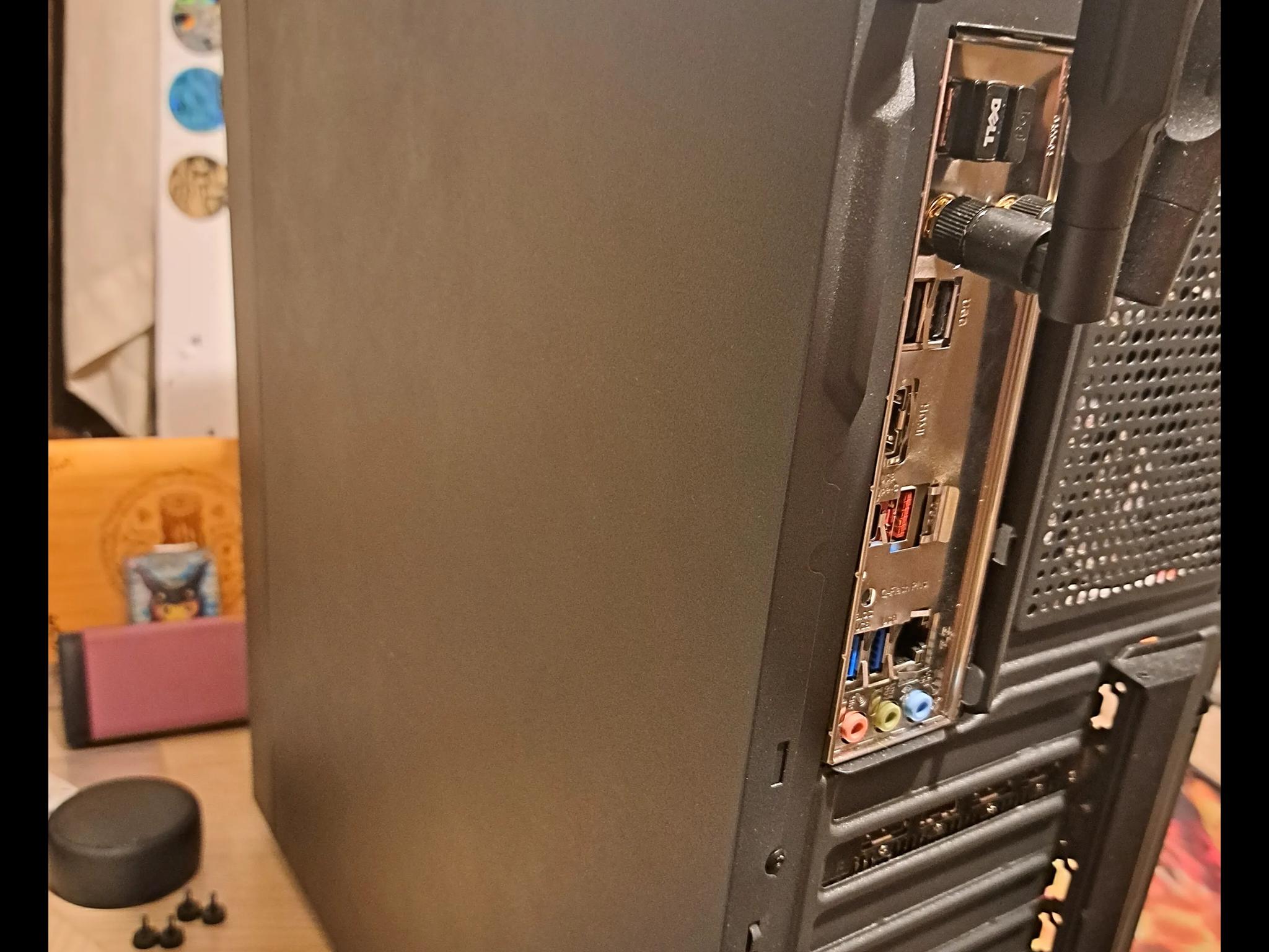 Mid-Tier Gaming PC 5600X RX5700 XT