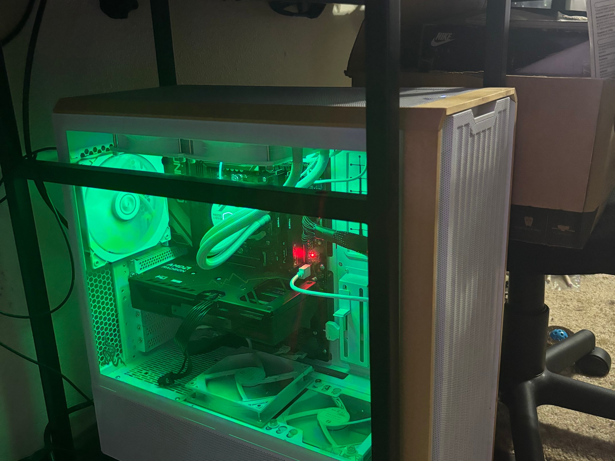 Radeon RX 9060 XT 16GB Custom Gaming PC - Ryzen 7 7700X, 32GB RAM, 2TB NVMe SSD