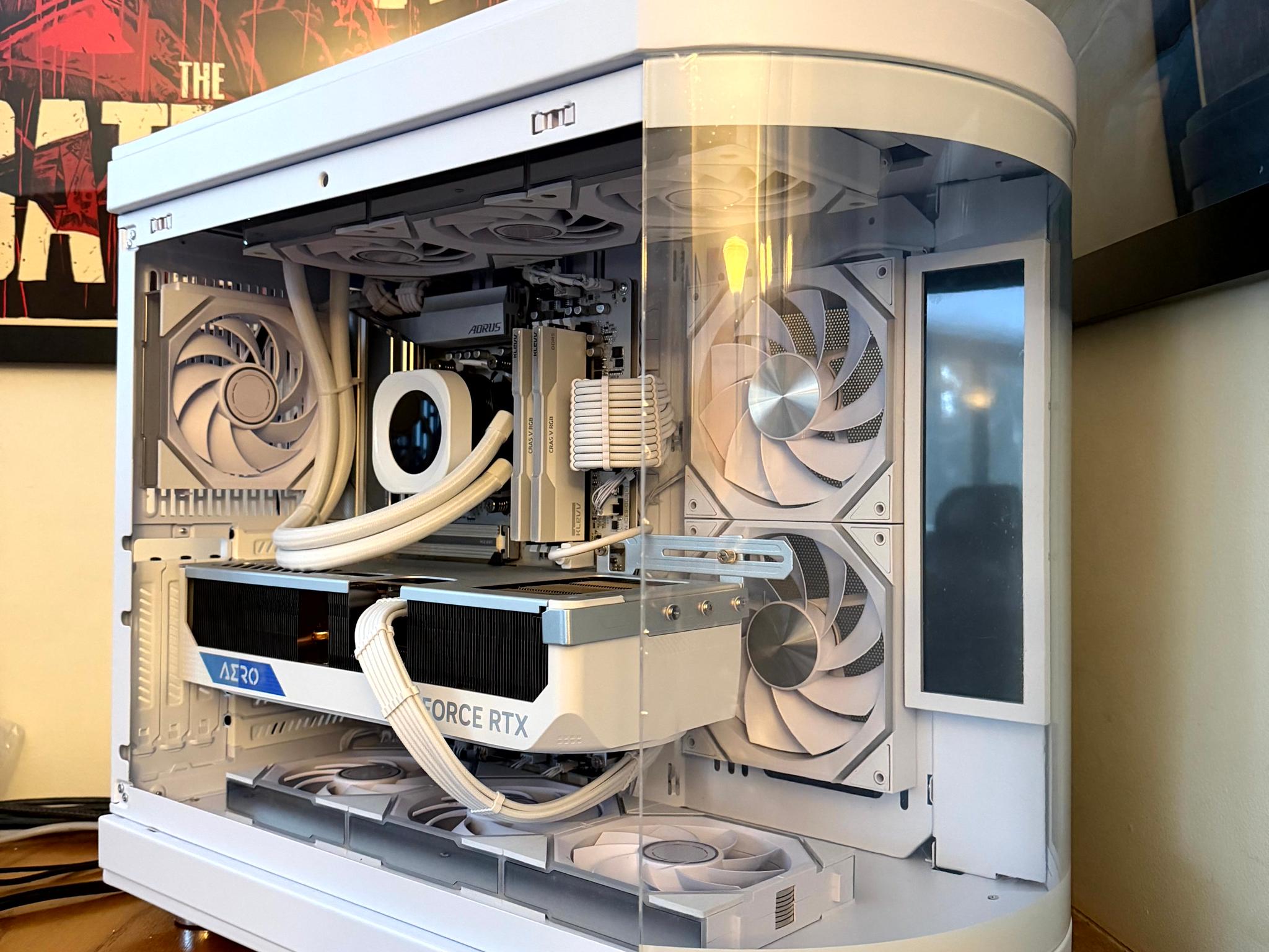 Aurskriða - RTX 4080 Super OC | Ryzen 9 7900x3d | 32GB RAM @6400 | 3TB Total NVME | 1200W Gold
