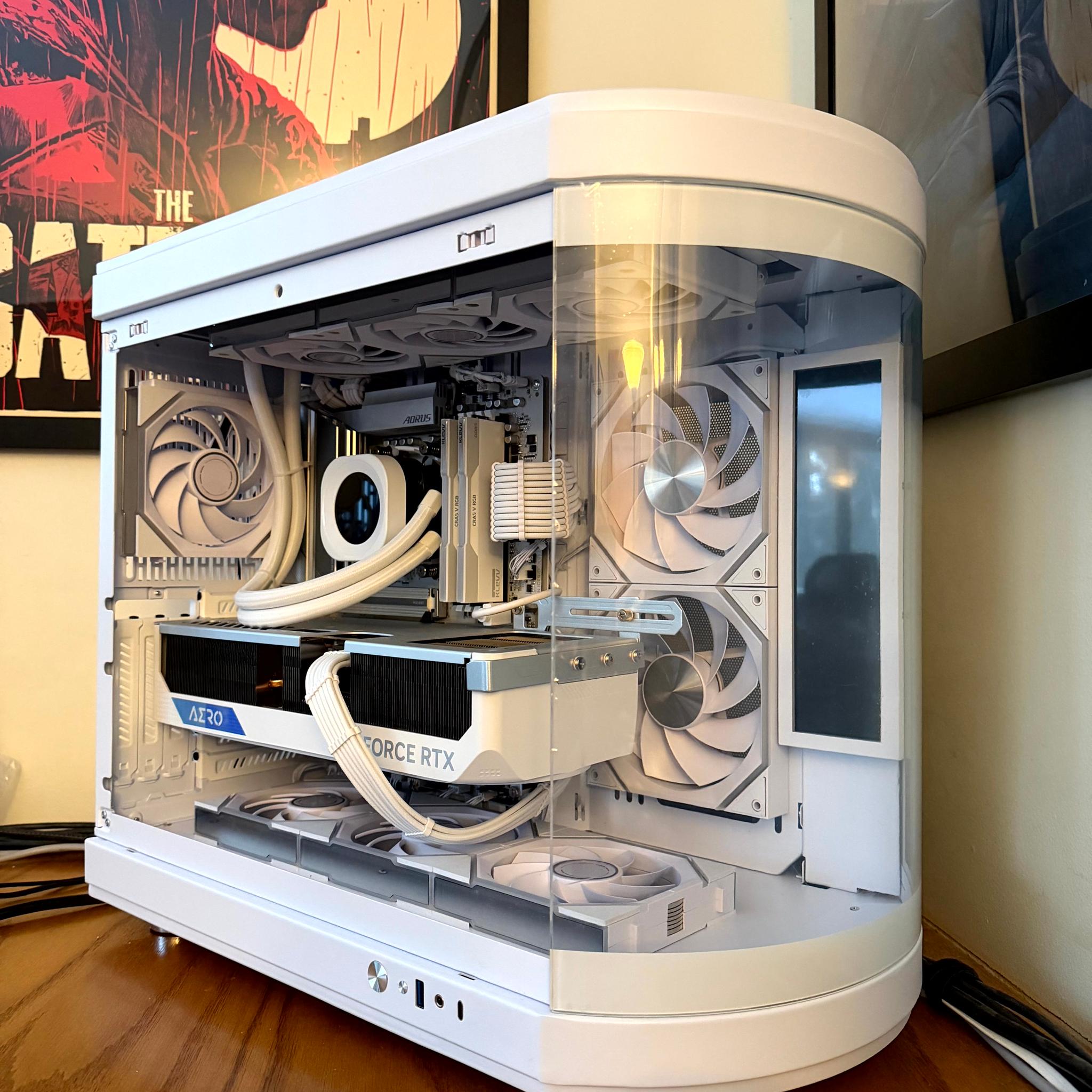 Aurskriða - RTX 4080 Super OC | Ryzen 9 7900x3d | 32GB RAM @6400 | 3TB Total NVME | 1200W Gold