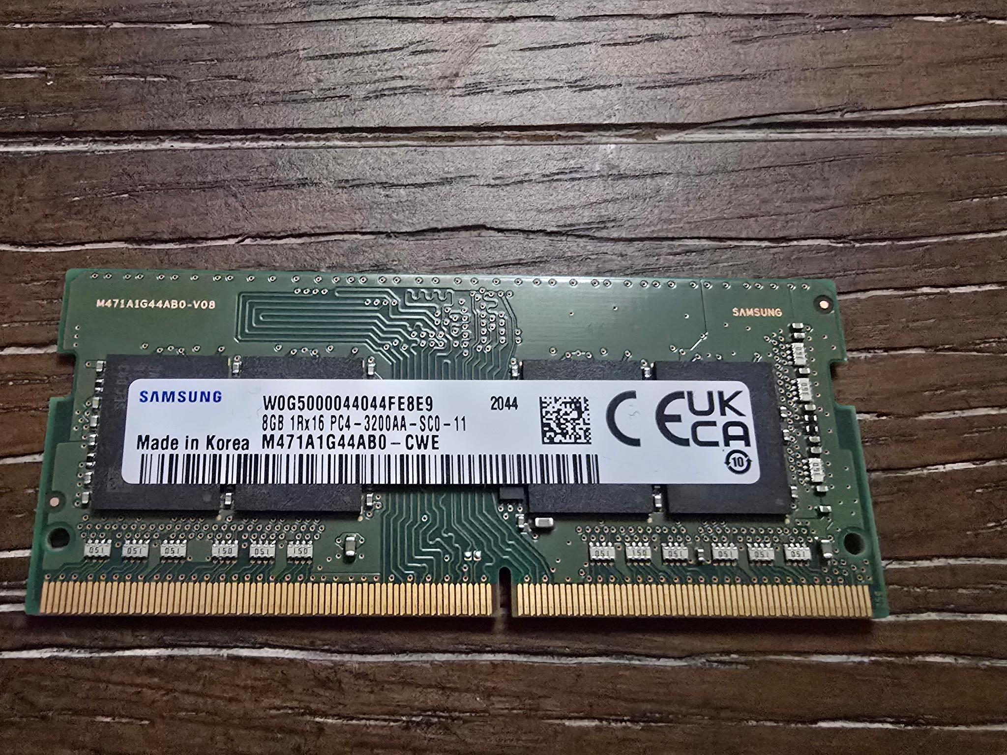 Samsung 8GB DDR4 3200MHz PC4-25600 SODIMM Laptop RAM - M471A1G44AB0-CWE