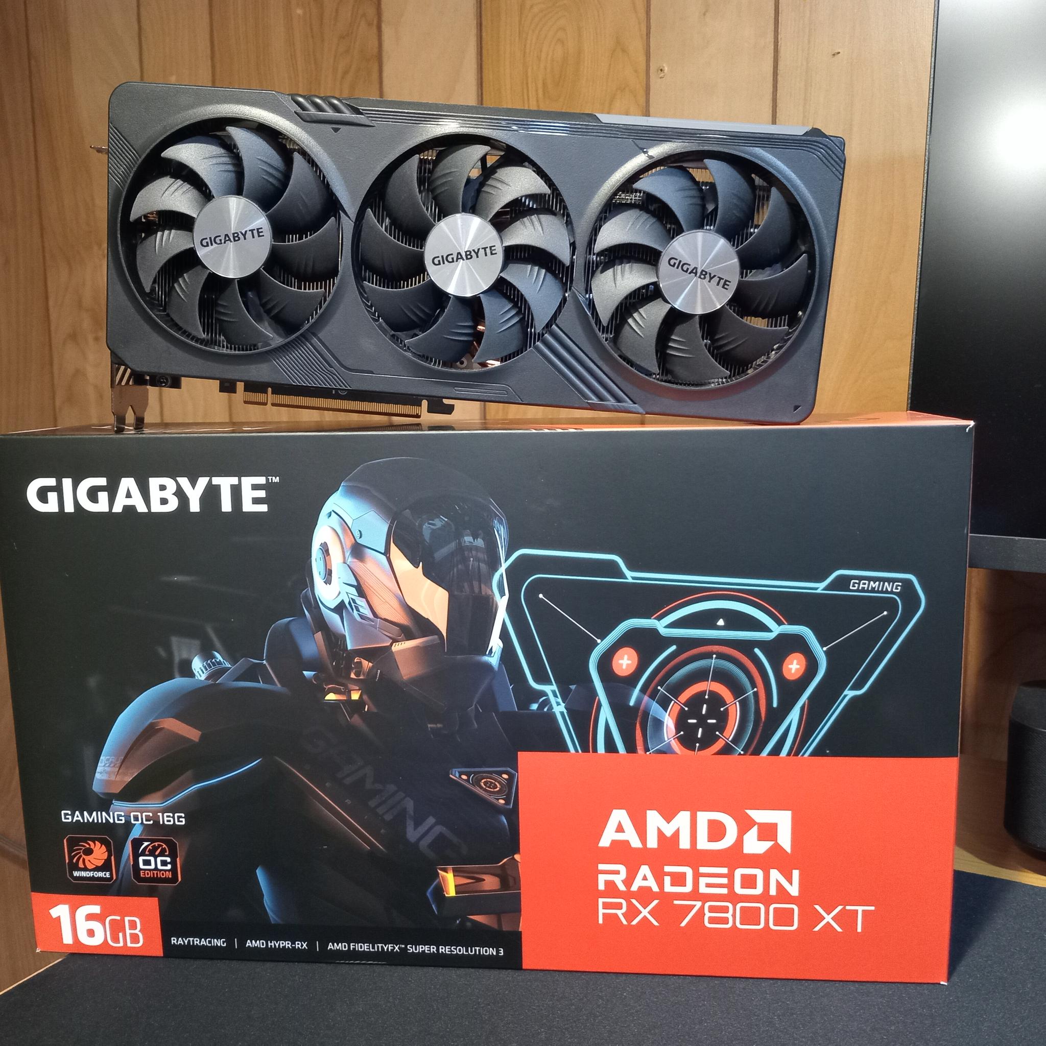GIGABYTE Radeon RX 7800 XT GAMING OC 16G