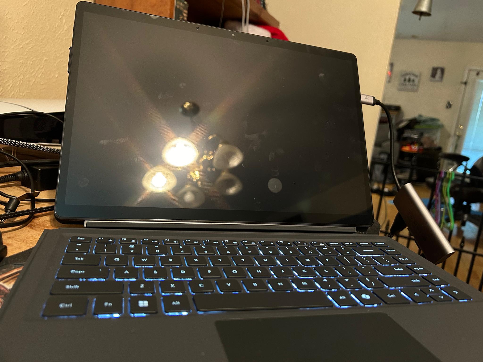 minisforum v3 3-1 tablet pc